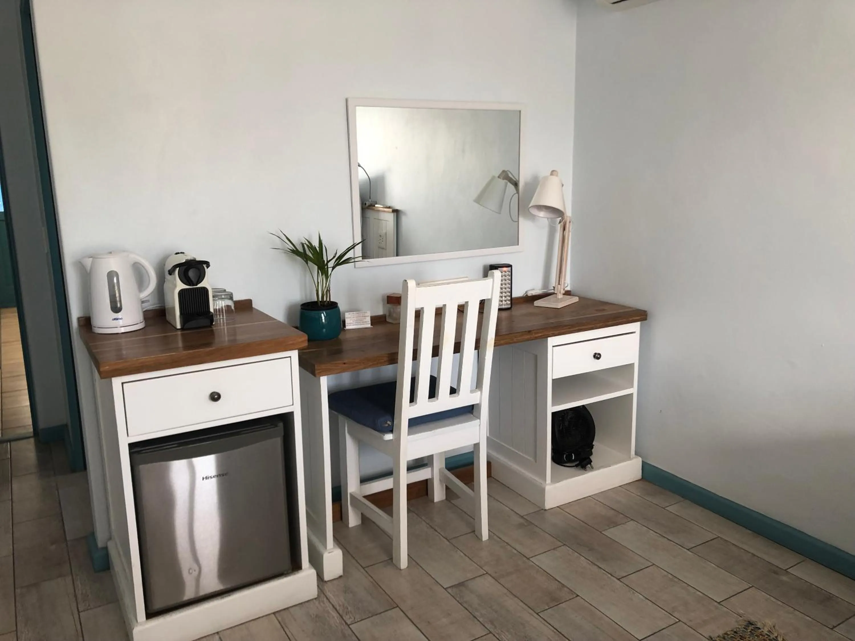 Coffee/tea facilities in BlueSky Arniston Guest House