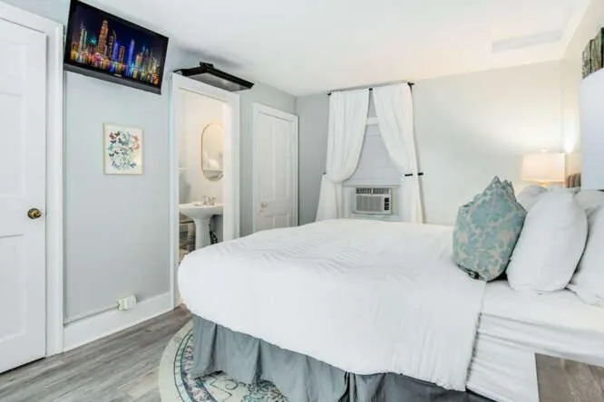 Bed in Old Brick Inn