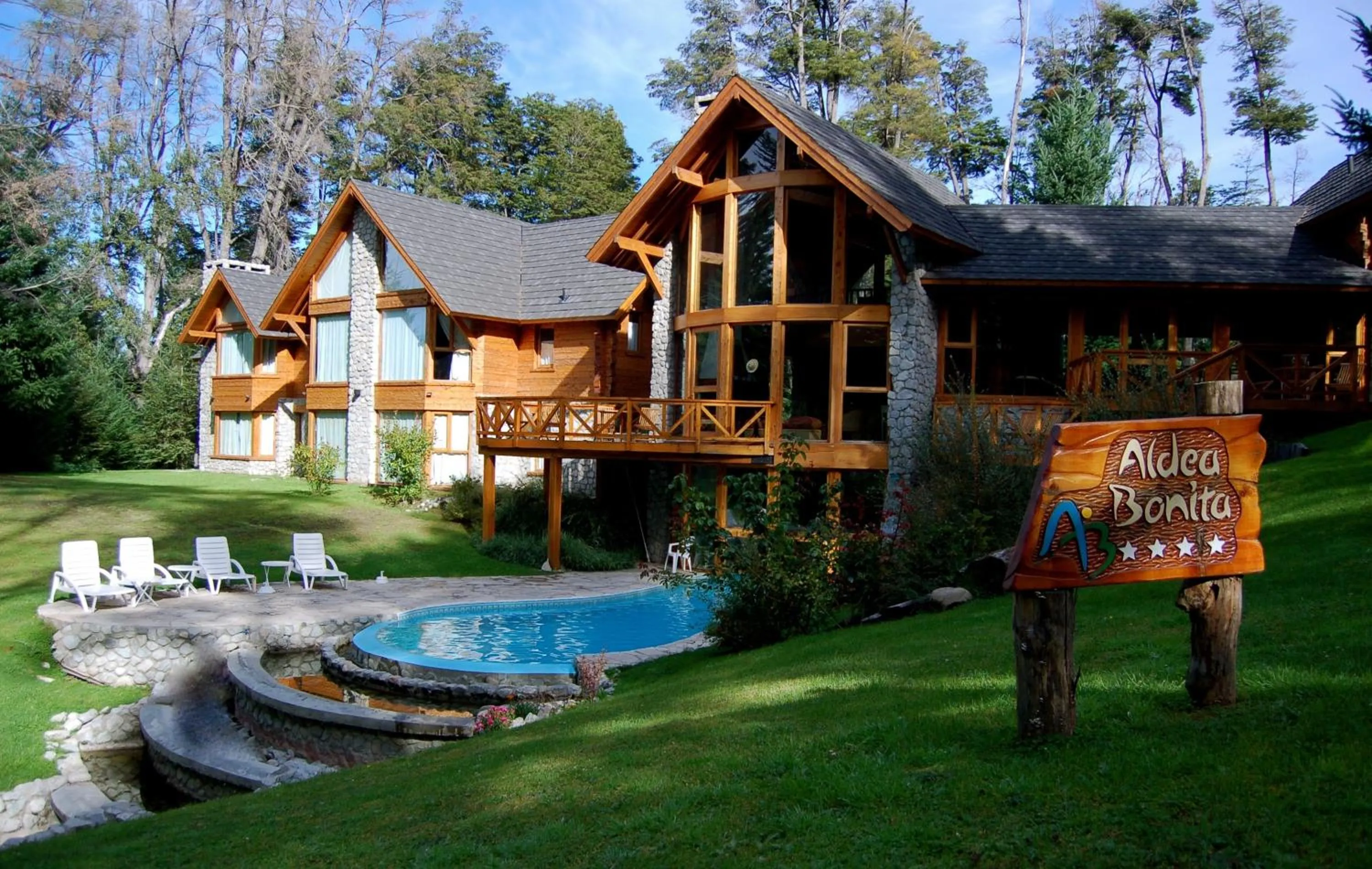 Property building in Aldea Bonita