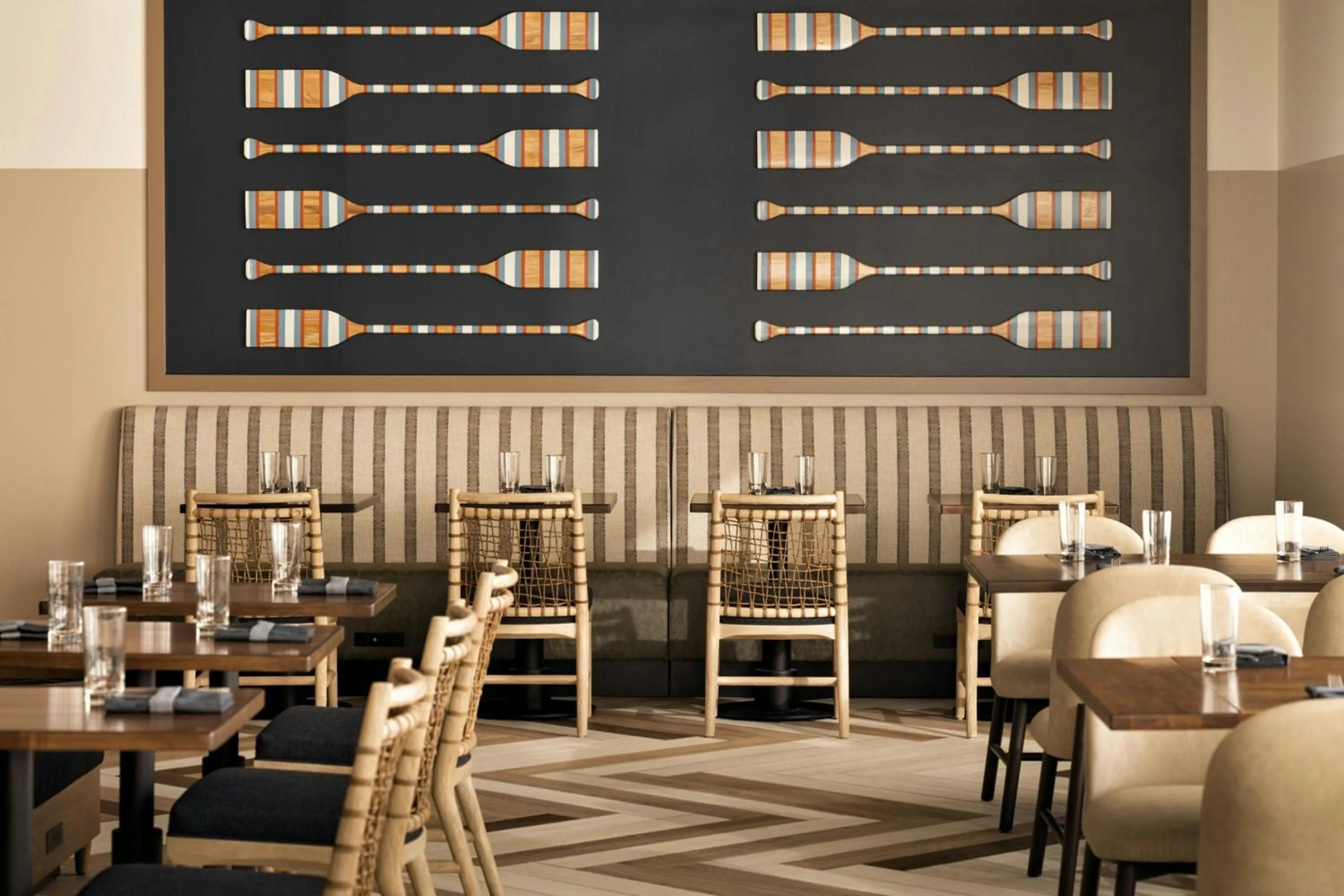 Restaurant/places to eat in Oshkosh Marriott Waterfront Hotel & Convention Center