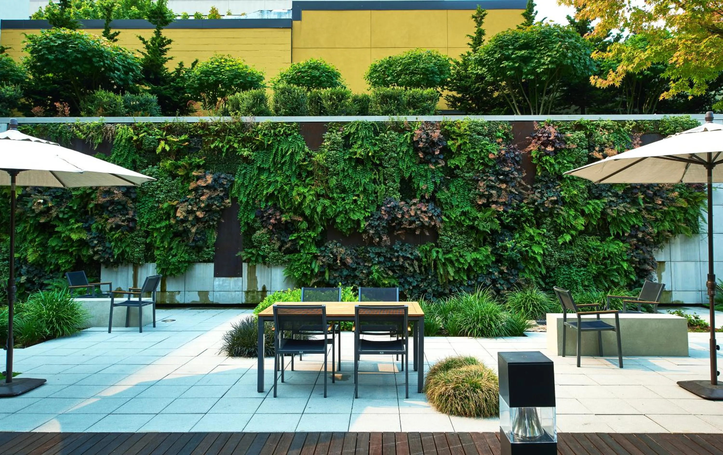 Patio in The Hotel Zags Portland