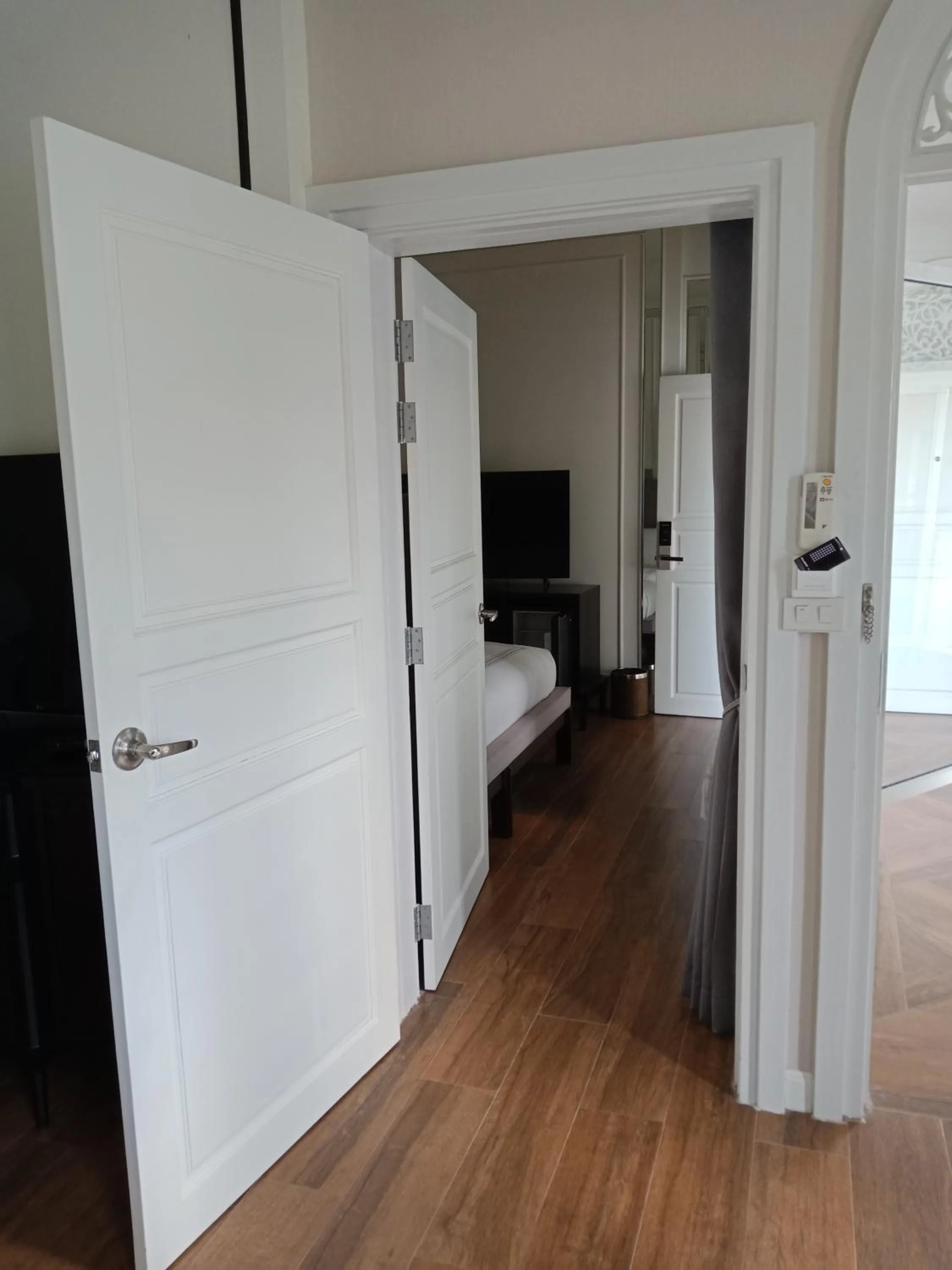 Photo of the whole room, Bed in NirvaNAN House