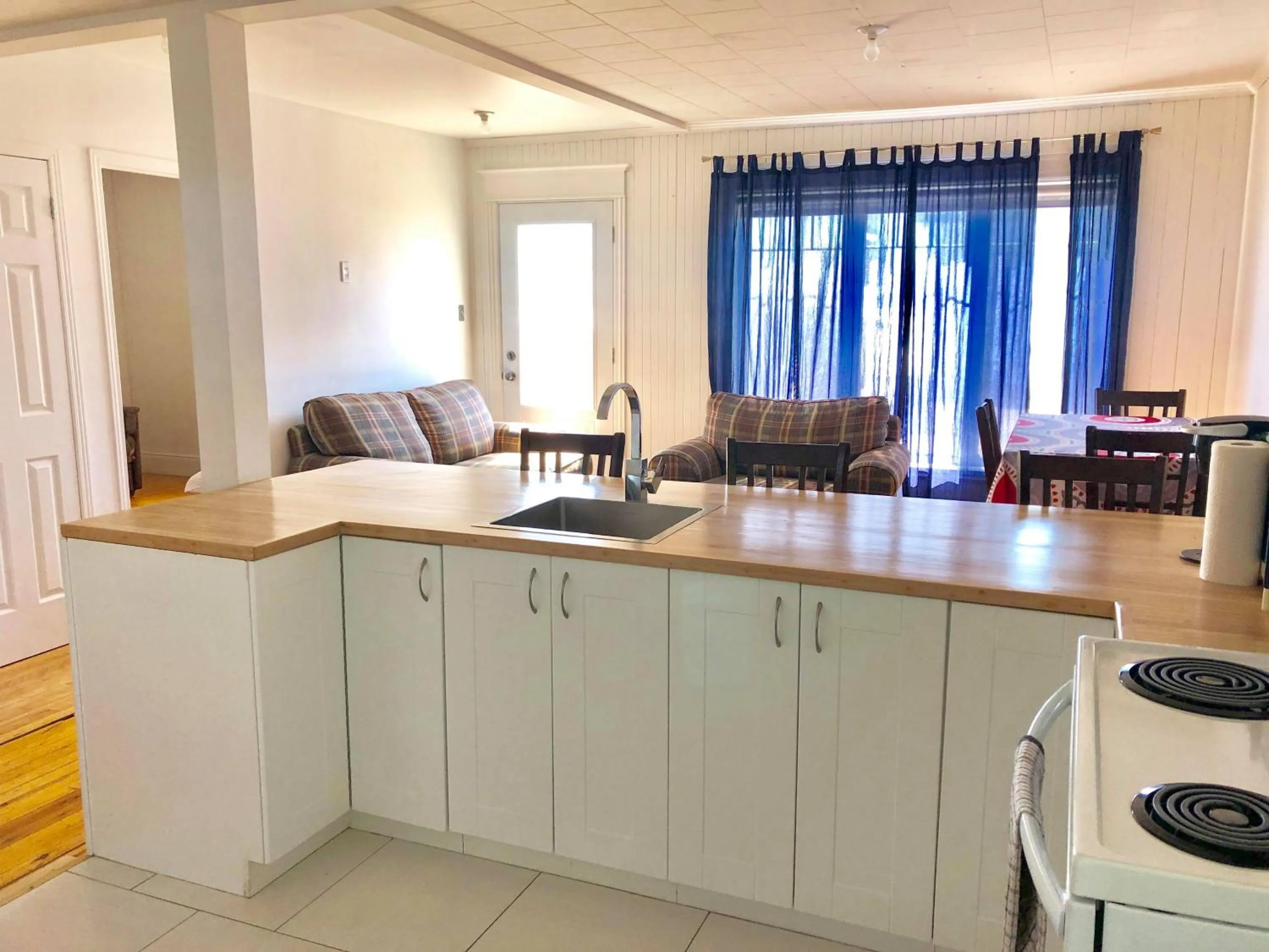 Kitchen or kitchenette in Aux 4 vents - Auberg'Inn
