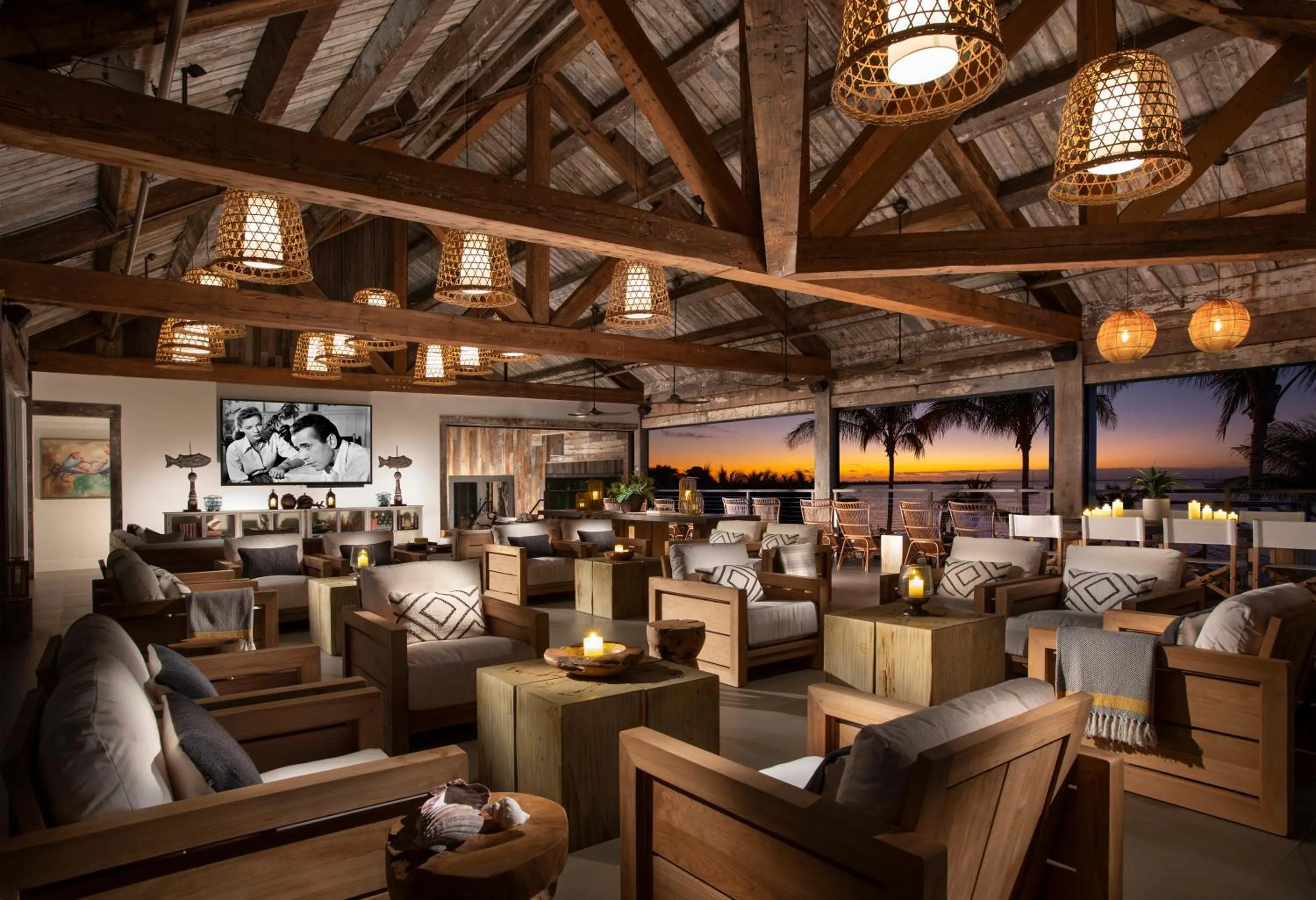 Communal lounge/ TV room in Bungalows Key Largo - All Inclusive