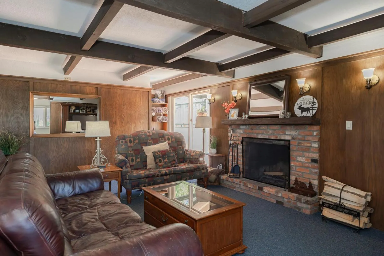 Property building in Hideaway Mountain Lodge