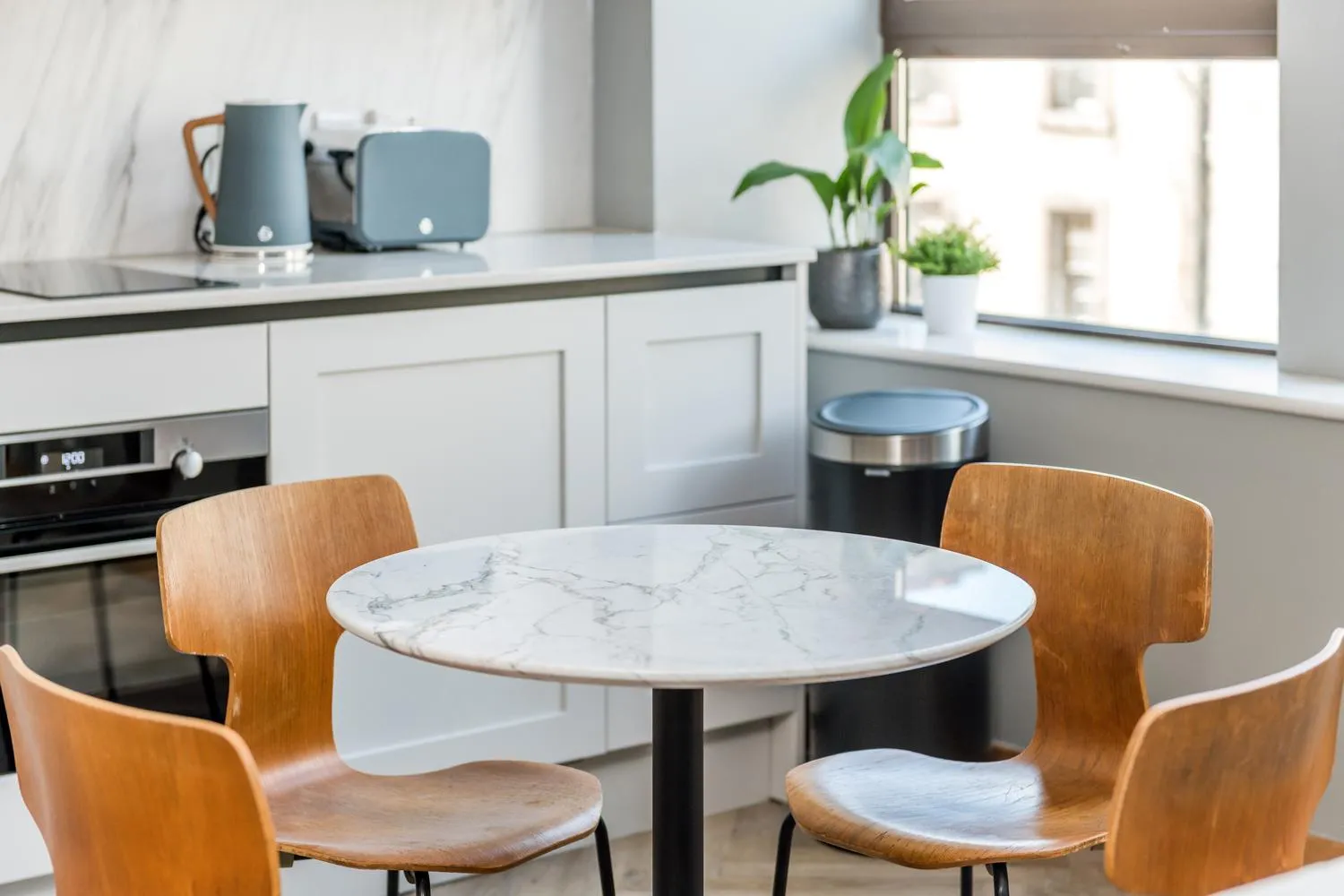 Kitchen or kitchenette in KM Apartments