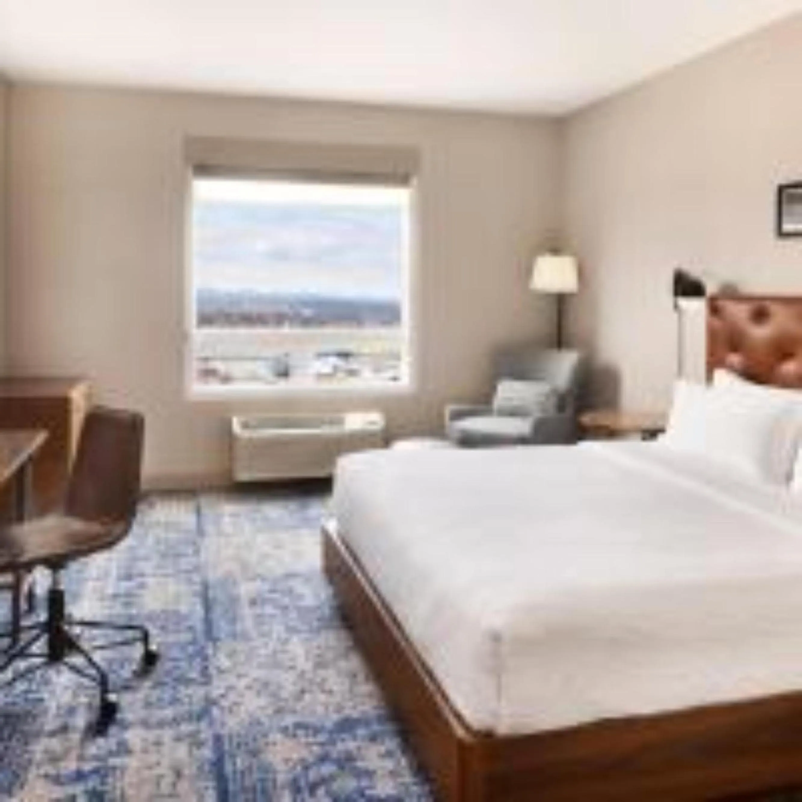 Bed in Four Points by Sheraton Calgary Airport