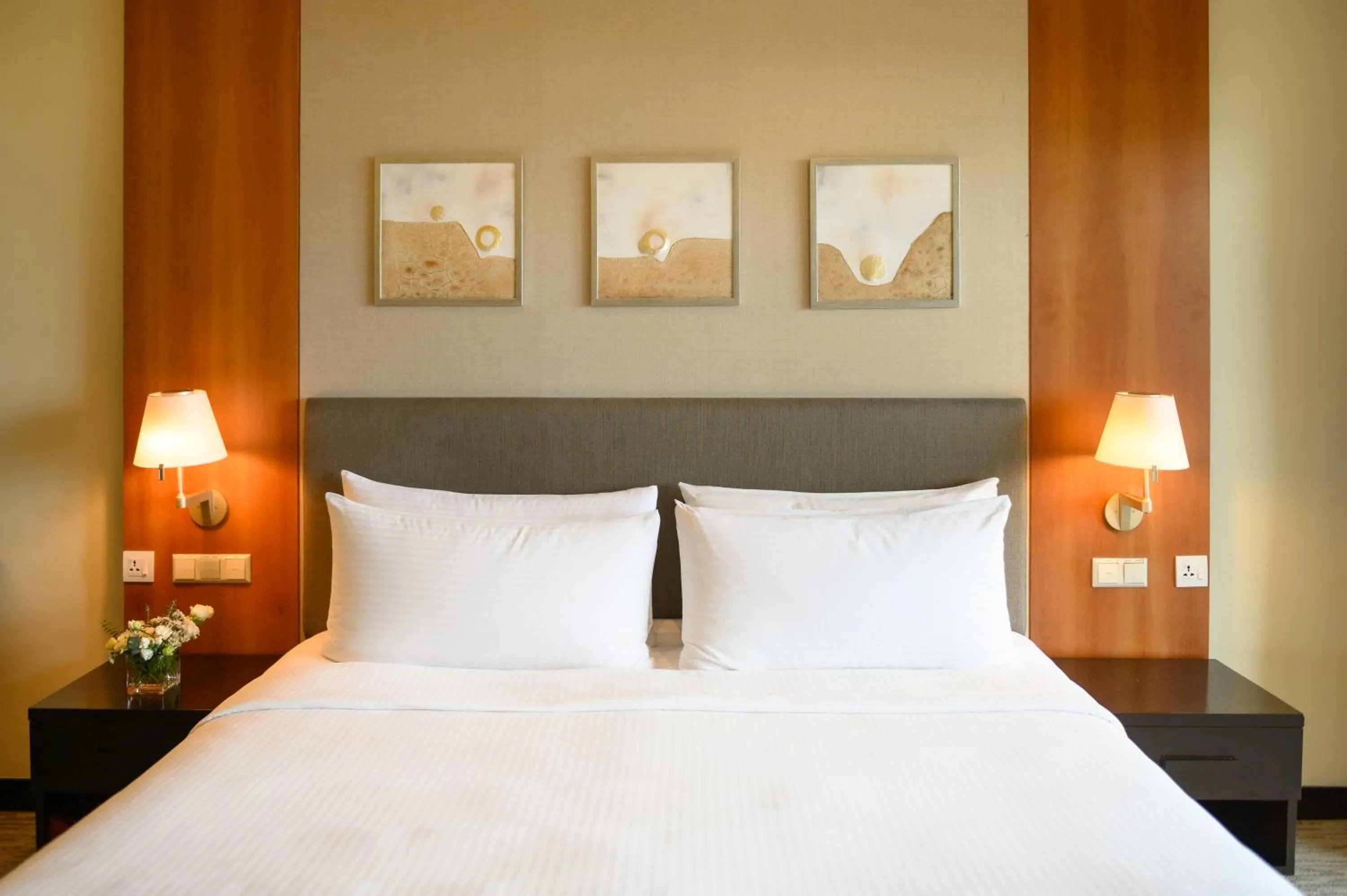 Bed in Shangri-La Tanjung Aru, Kota Kinabalu