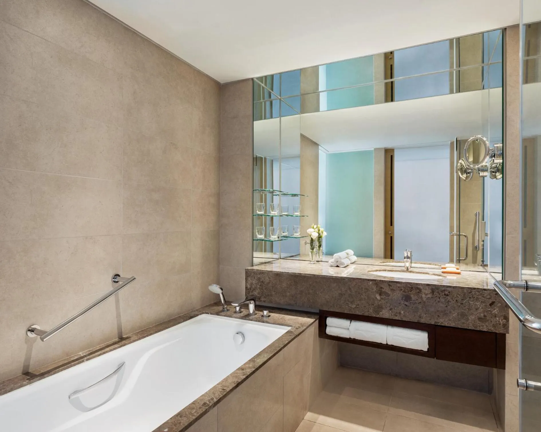 Toilet in Shangri-La Tanjung Aru, Kota Kinabalu