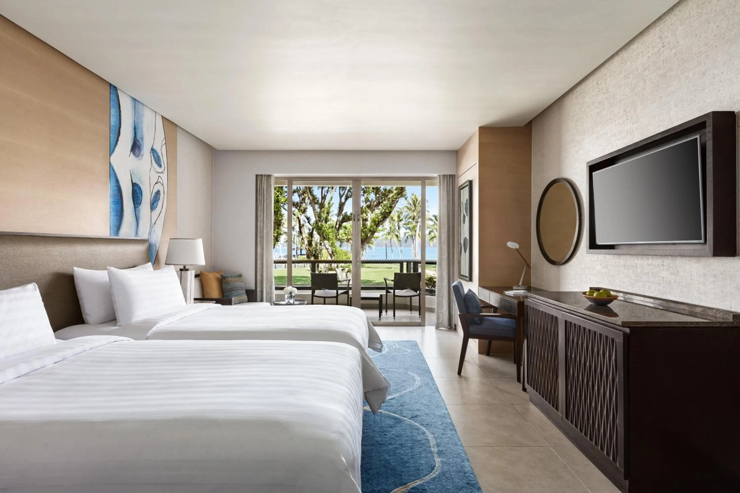 Bathroom, Bed in Shangri-La Tanjung Aru, Kota Kinabalu