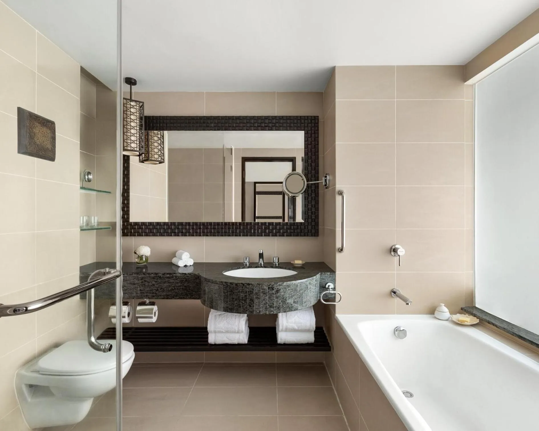 Toilet in Shangri-La Tanjung Aru, Kota Kinabalu