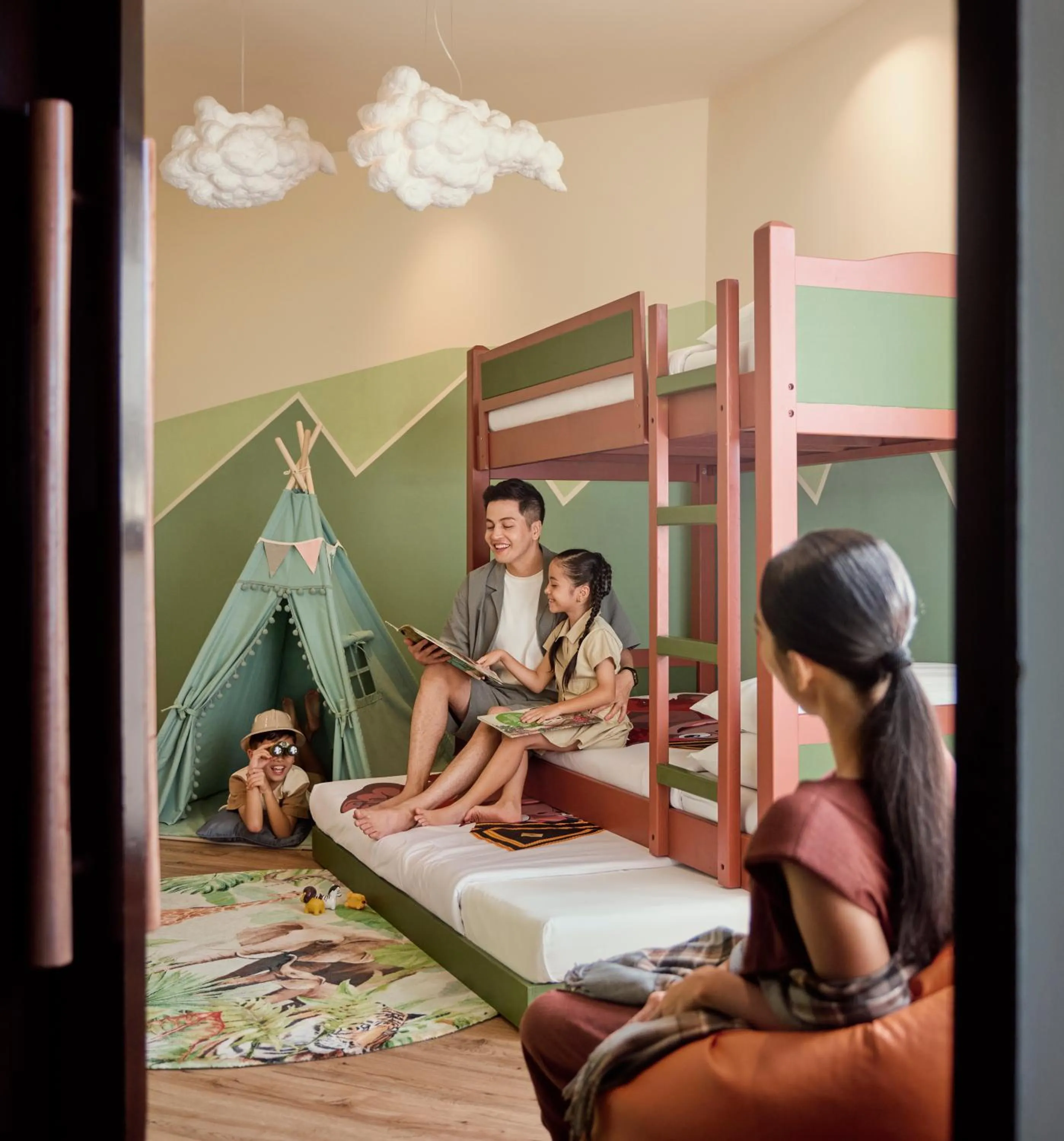 Bed in Shangri-La Tanjung Aru, Kota Kinabalu