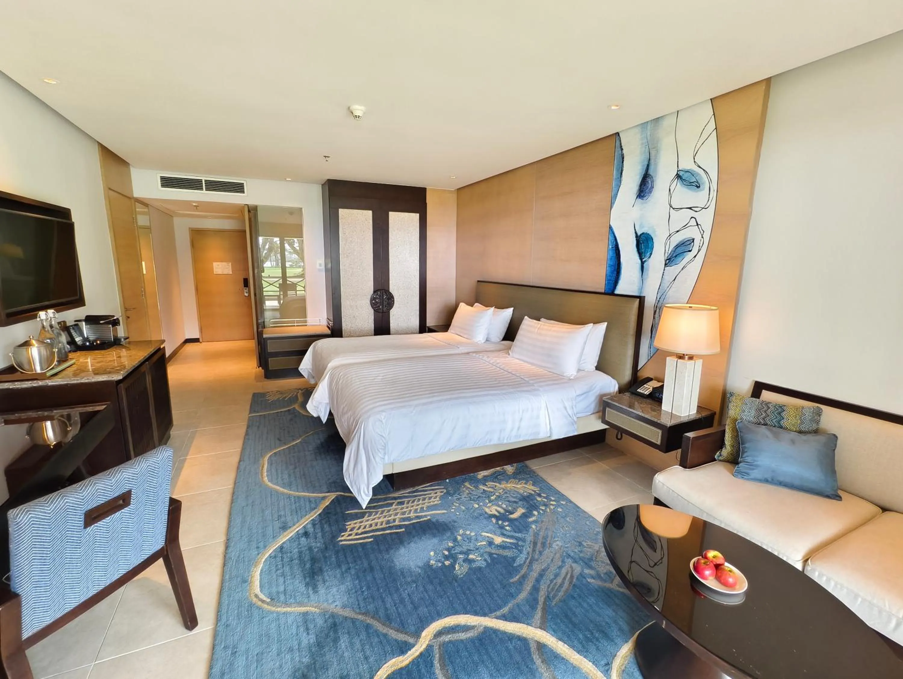 Bed in Shangri-La Tanjung Aru, Kota Kinabalu