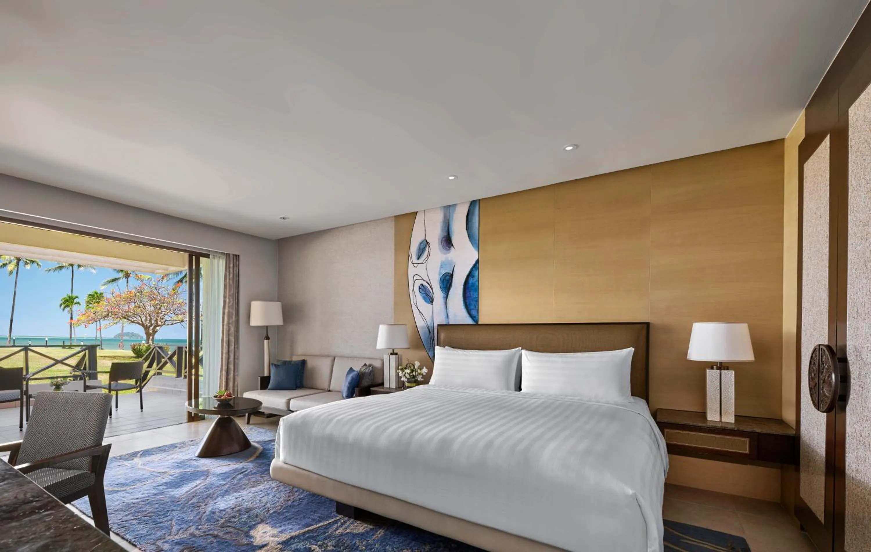 Bed in Shangri-La Tanjung Aru, Kota Kinabalu