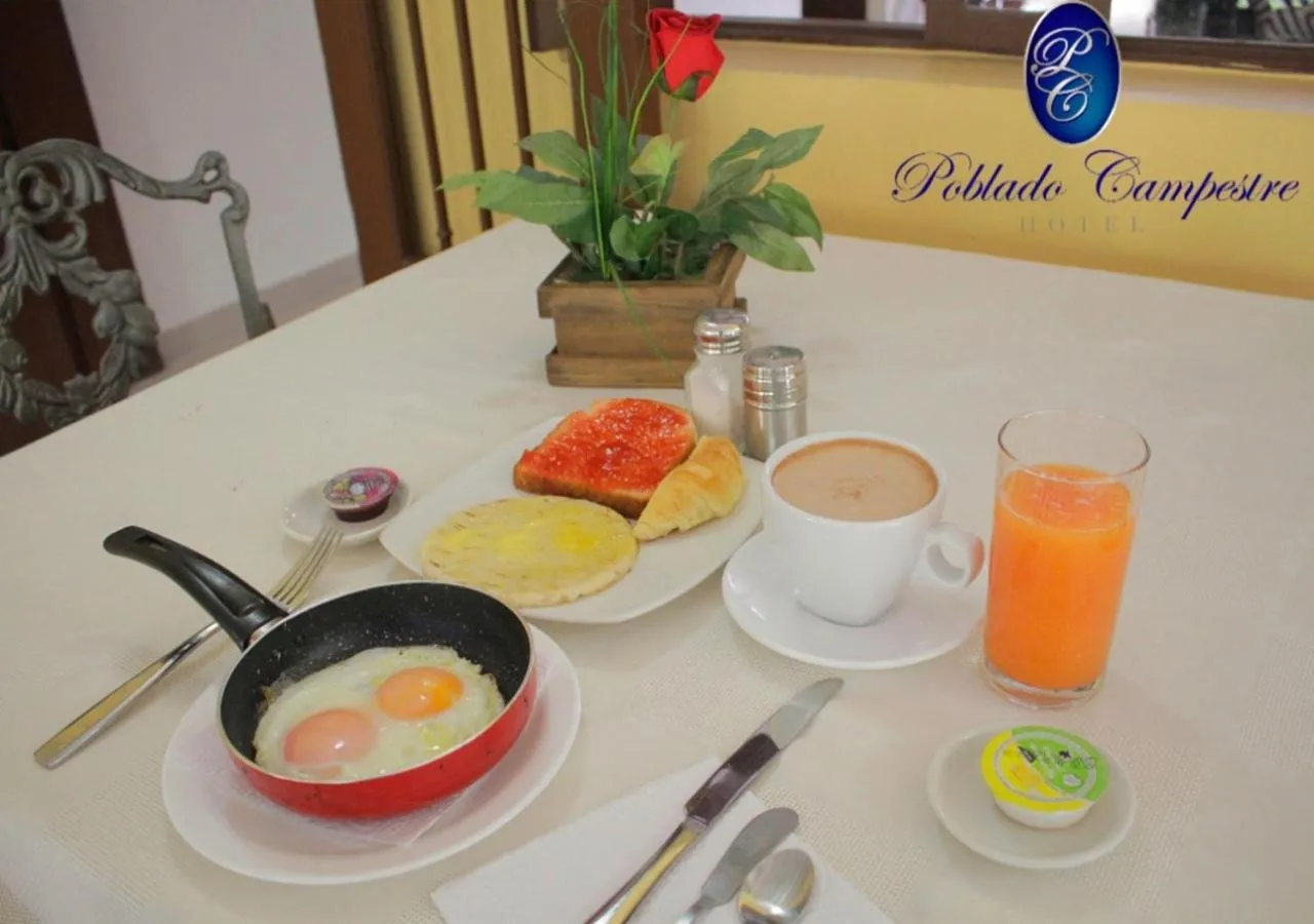 Breakfast in Hotel Poblado Campestre