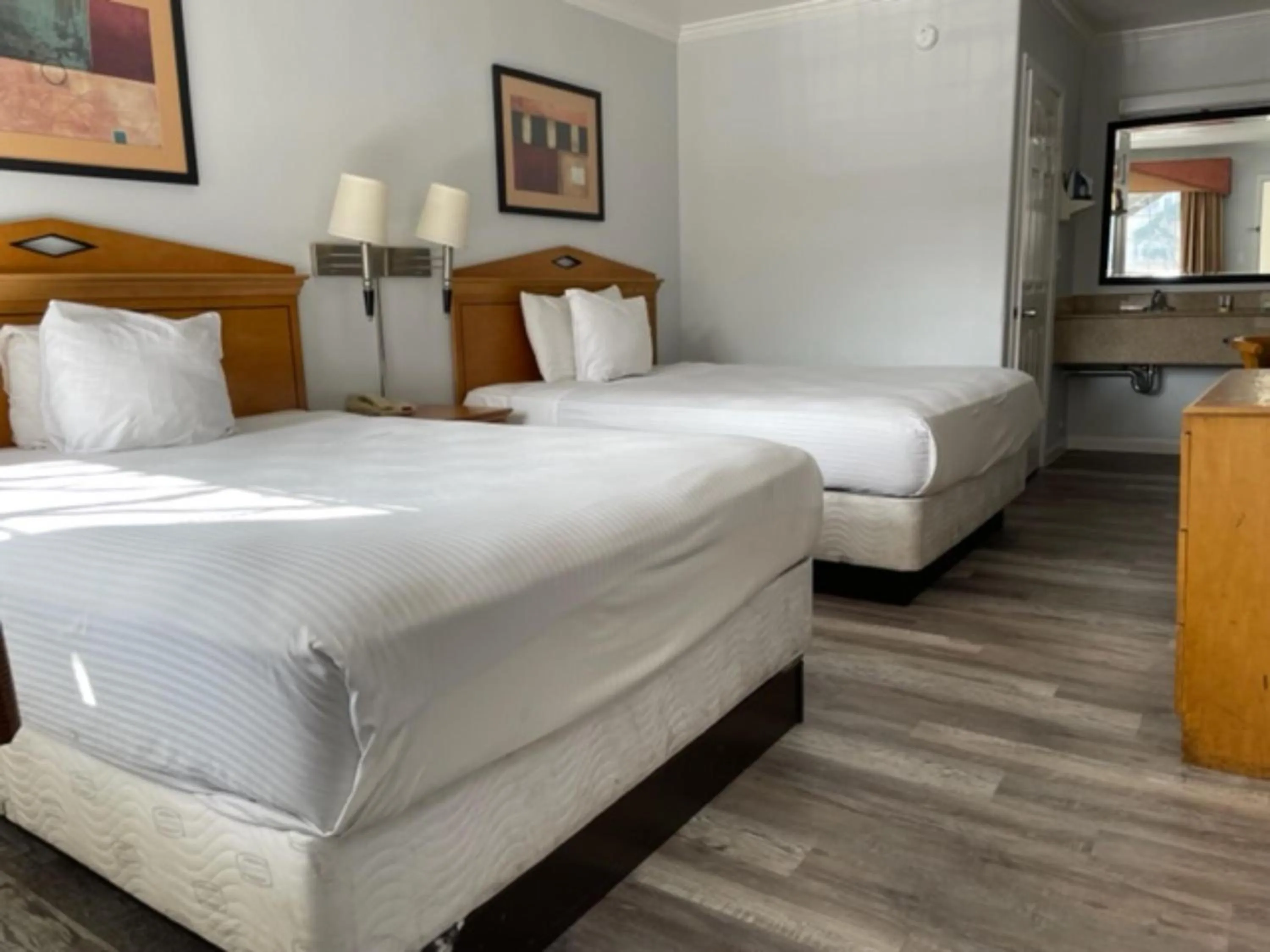 Bed in Motel 6 San Francisco CA Lombard Street