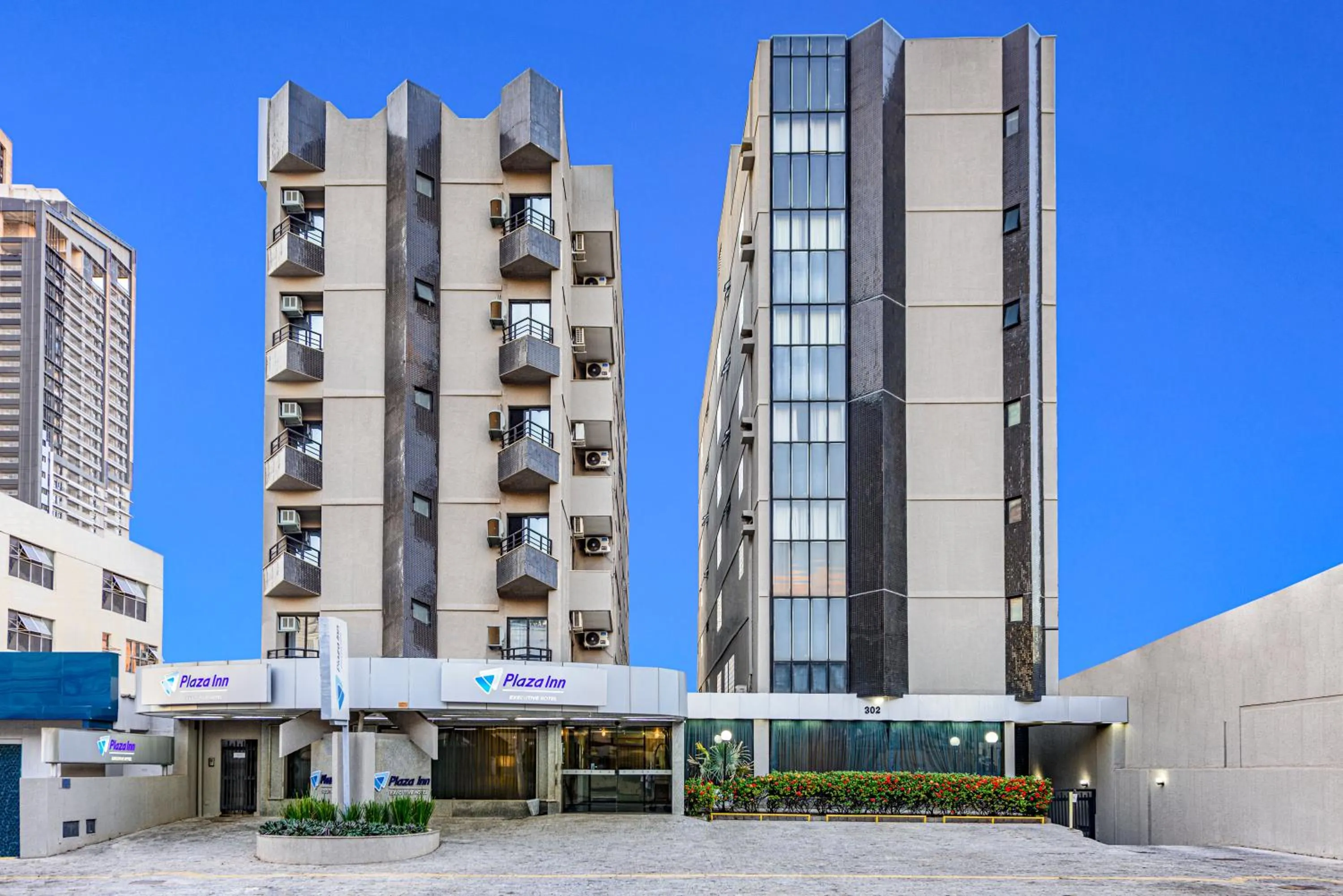 Property building in Plaza Inn Executive