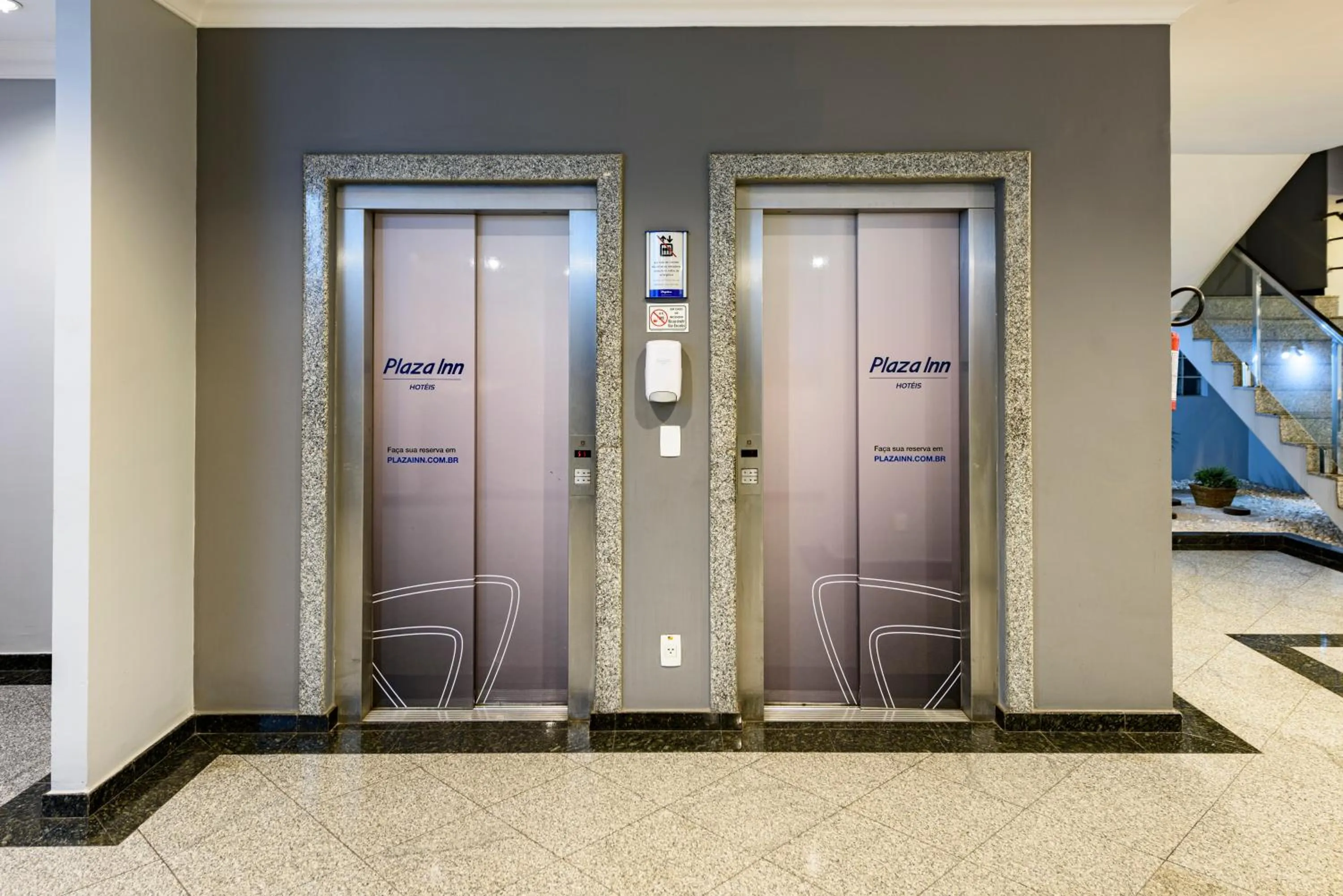 elevator in Plaza Inn Executive