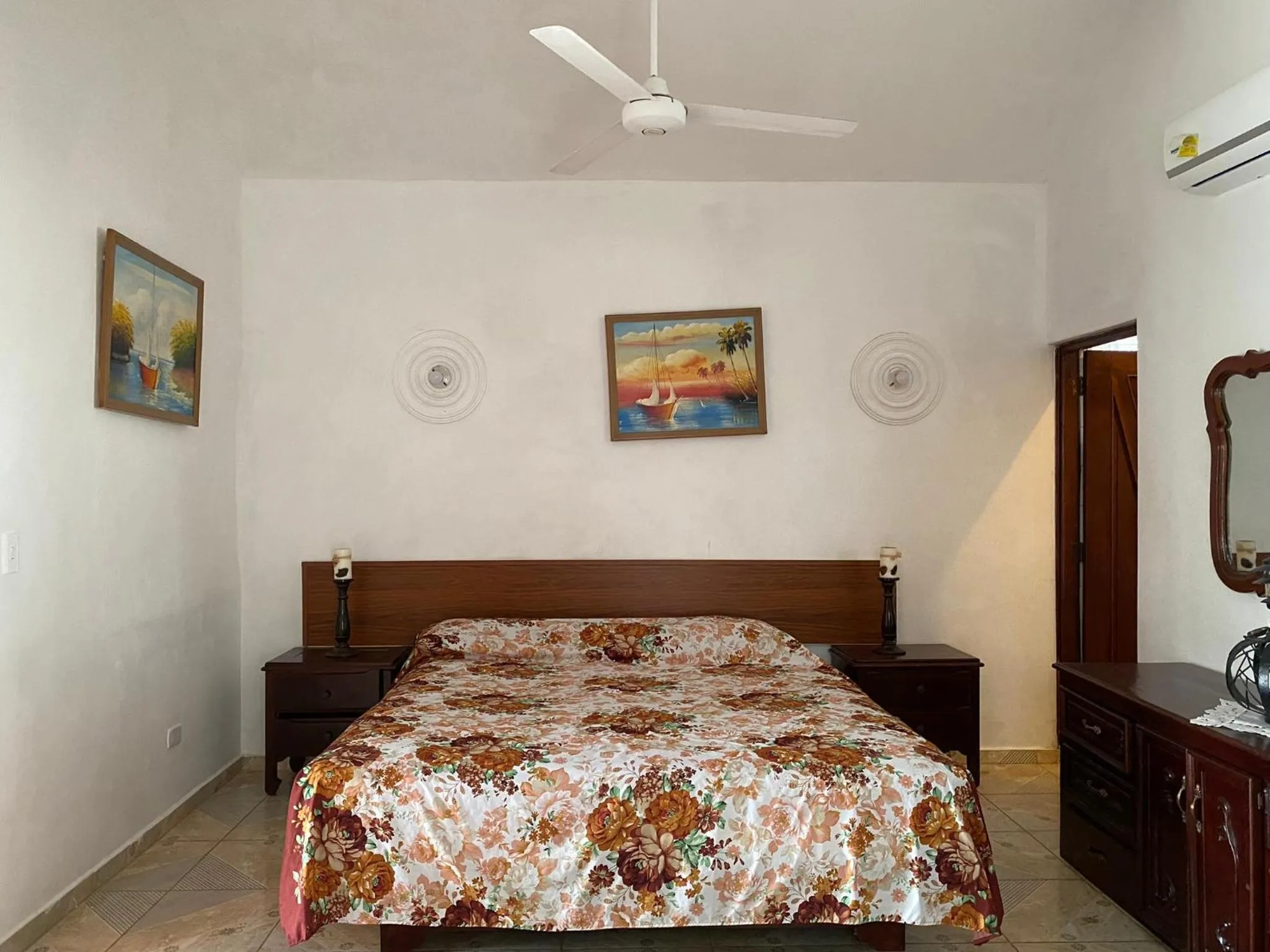 Bed in Villa Antonia 16