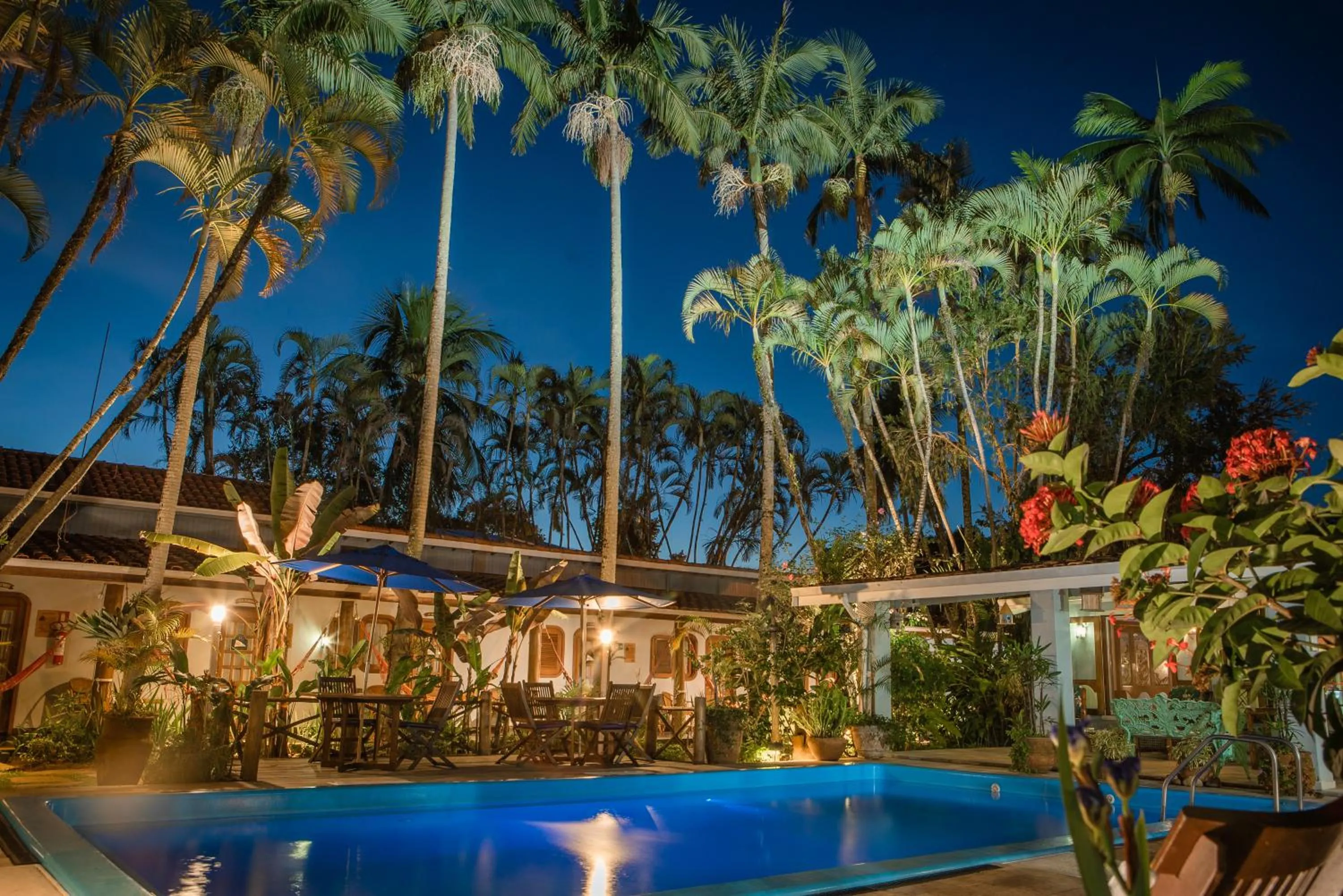 Swimming pool in Plaza Inn Pousada do Capitão