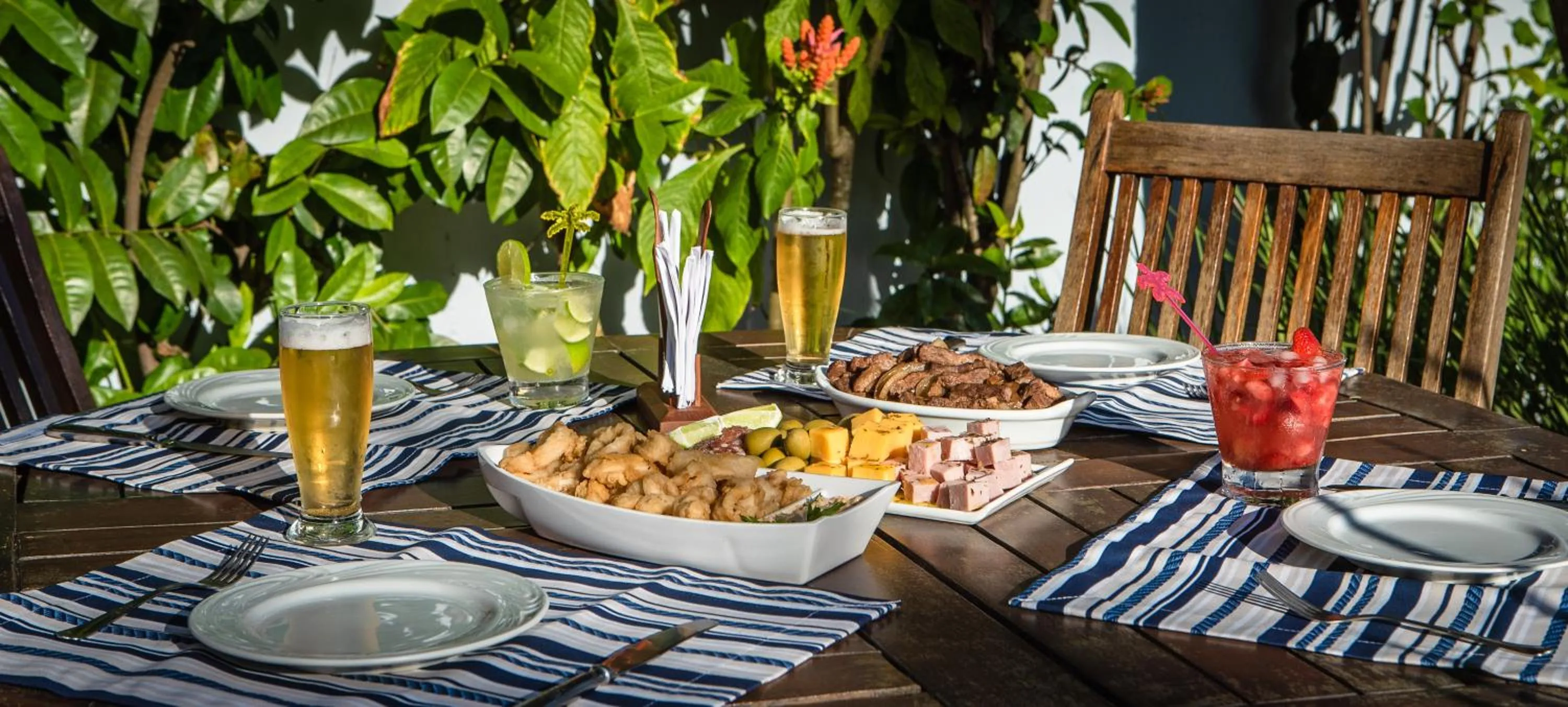 Food and drinks in Plaza Inn Pousada do Capitão