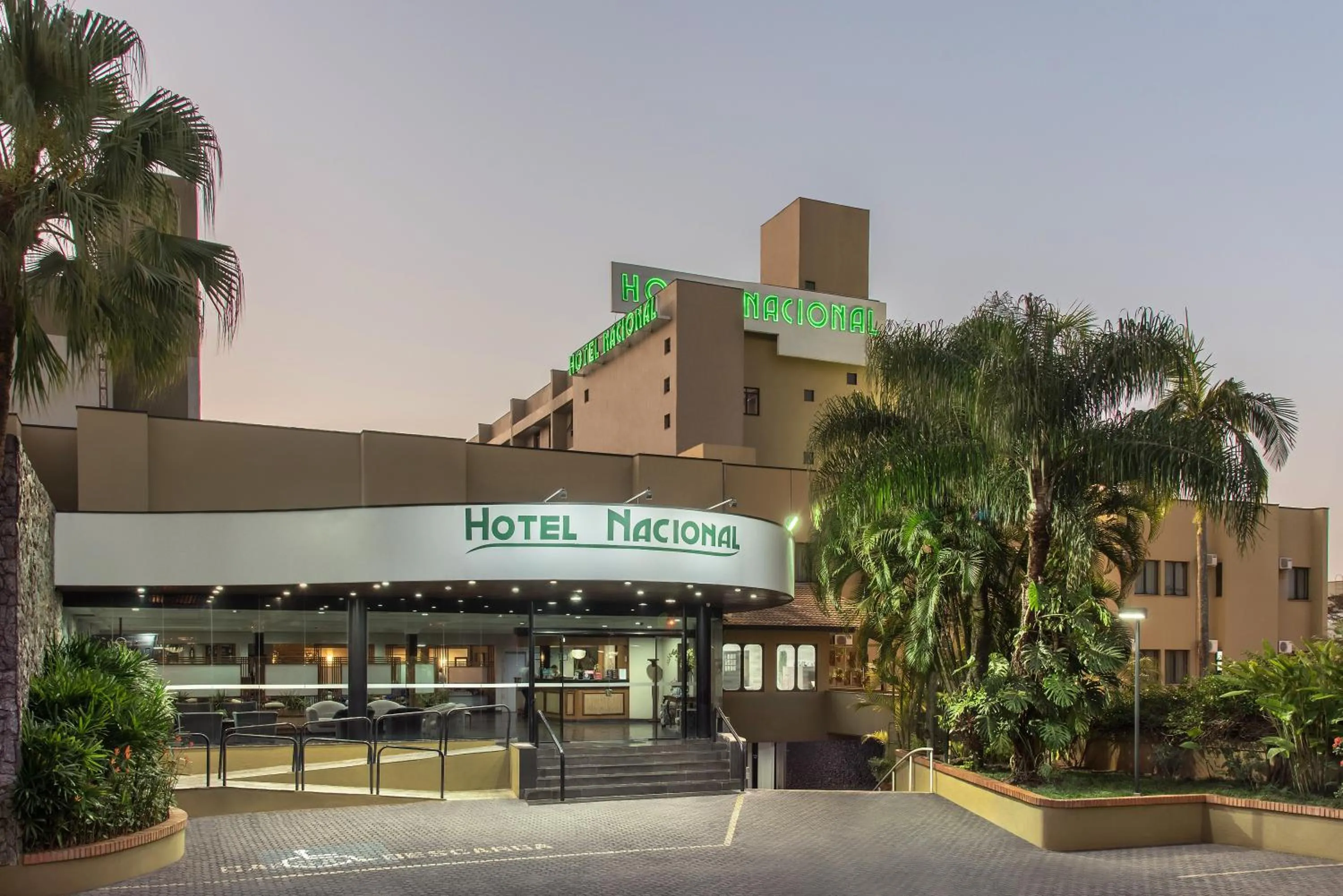 Property building in Hotel Nacional de Rio Preto - Distributed by Intercity