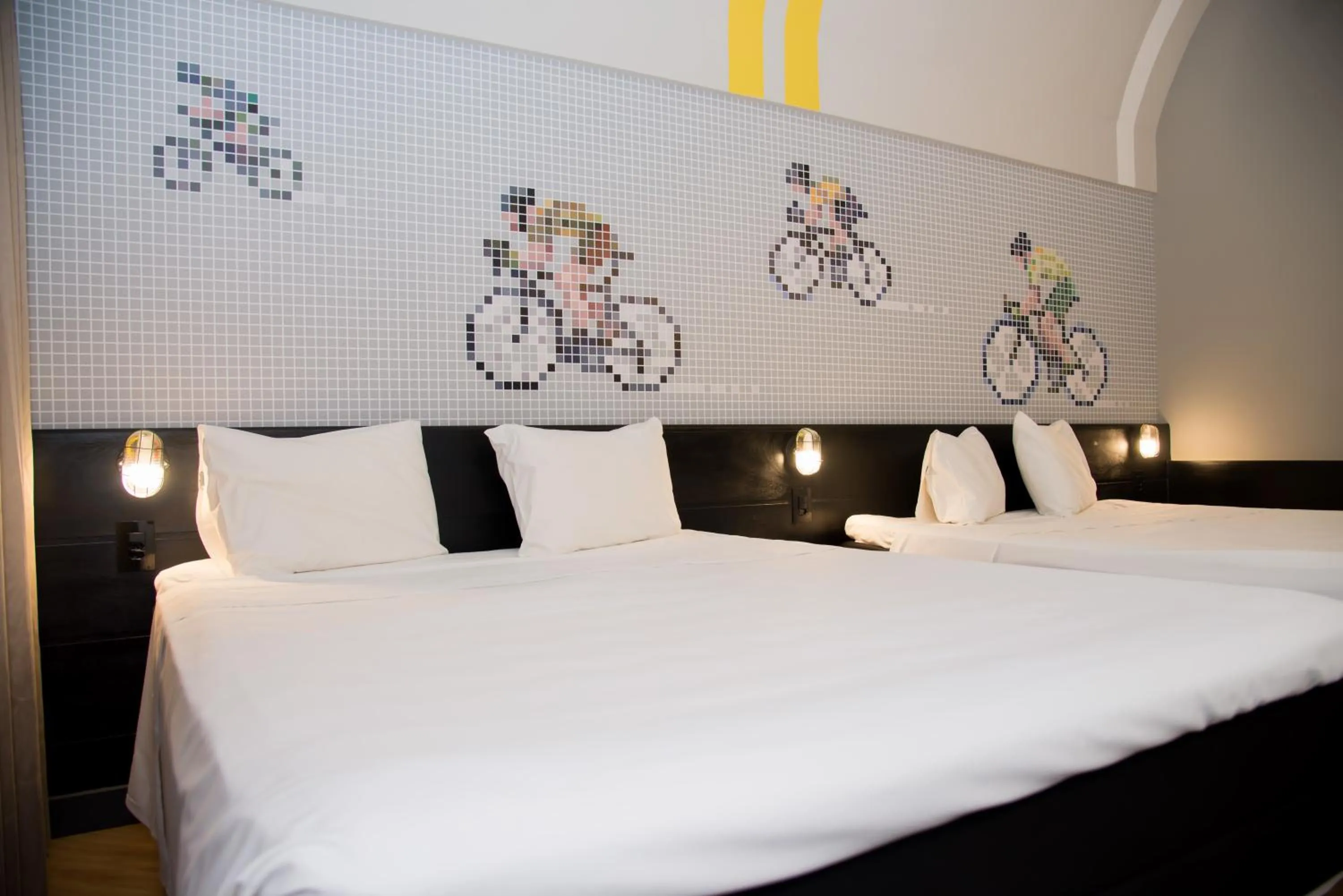 Photo of the whole room, Bed in ibis Styles Rio Preto Monte Libano