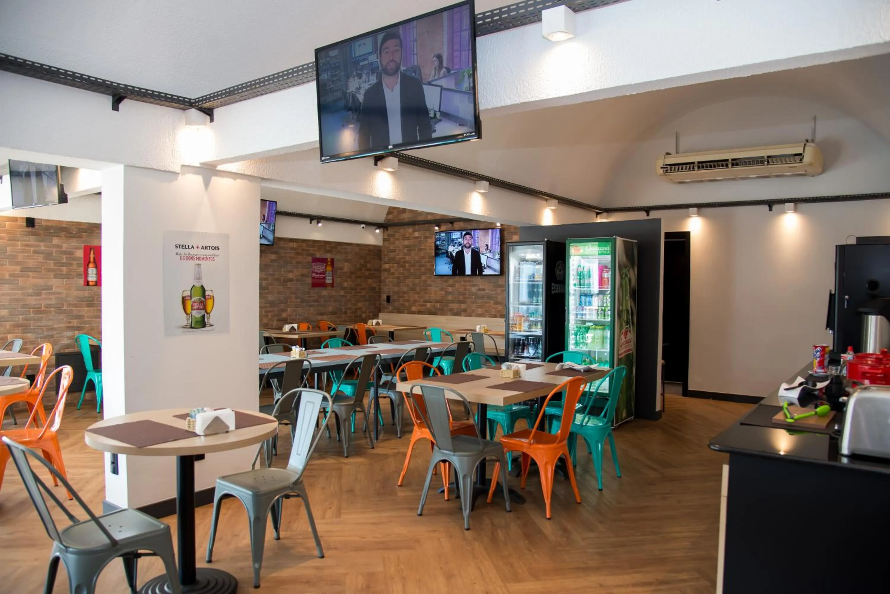 Restaurant/places to eat in ibis Styles Rio Preto Monte Libano