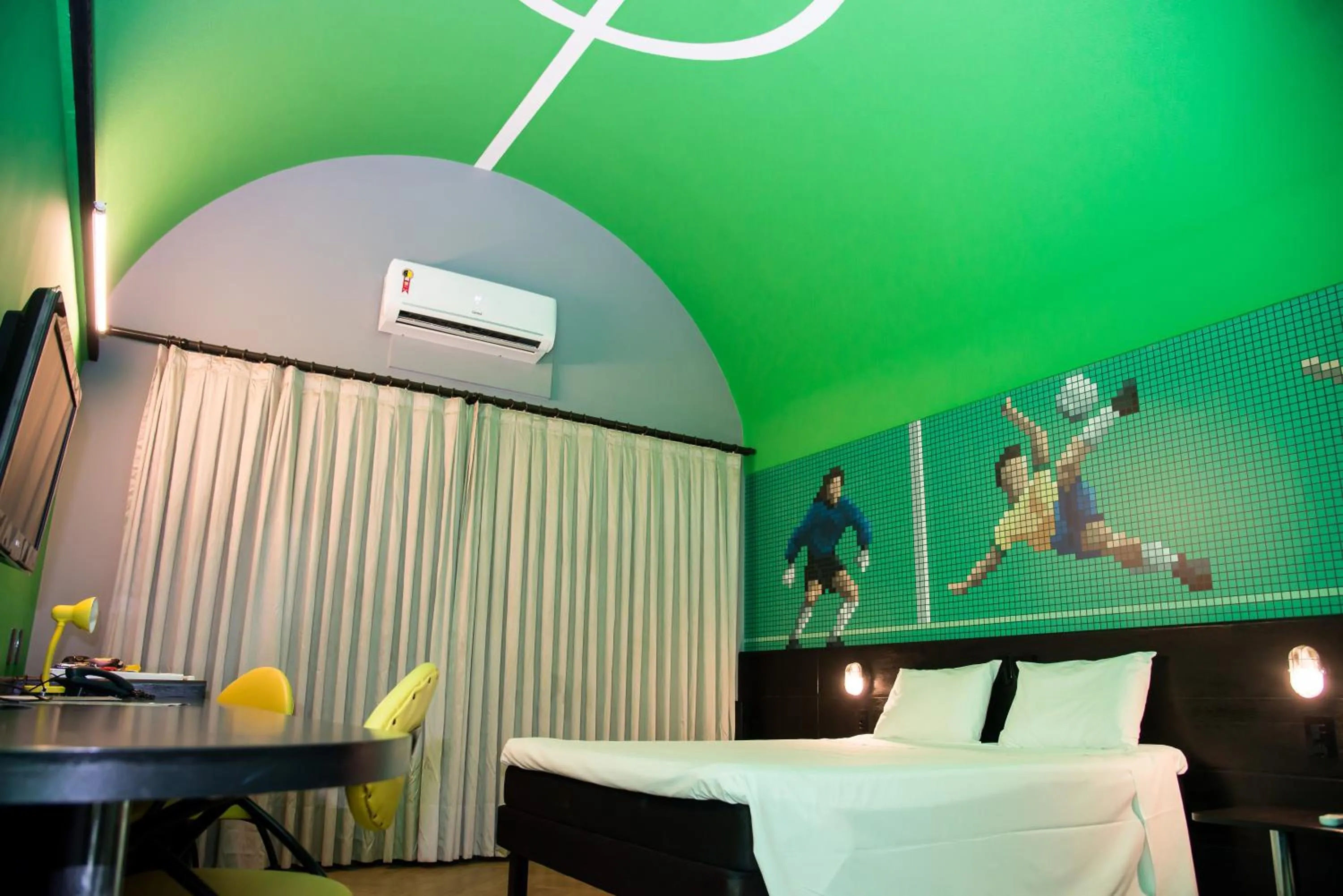 Photo of the whole room in ibis Styles Rio Preto Monte Libano