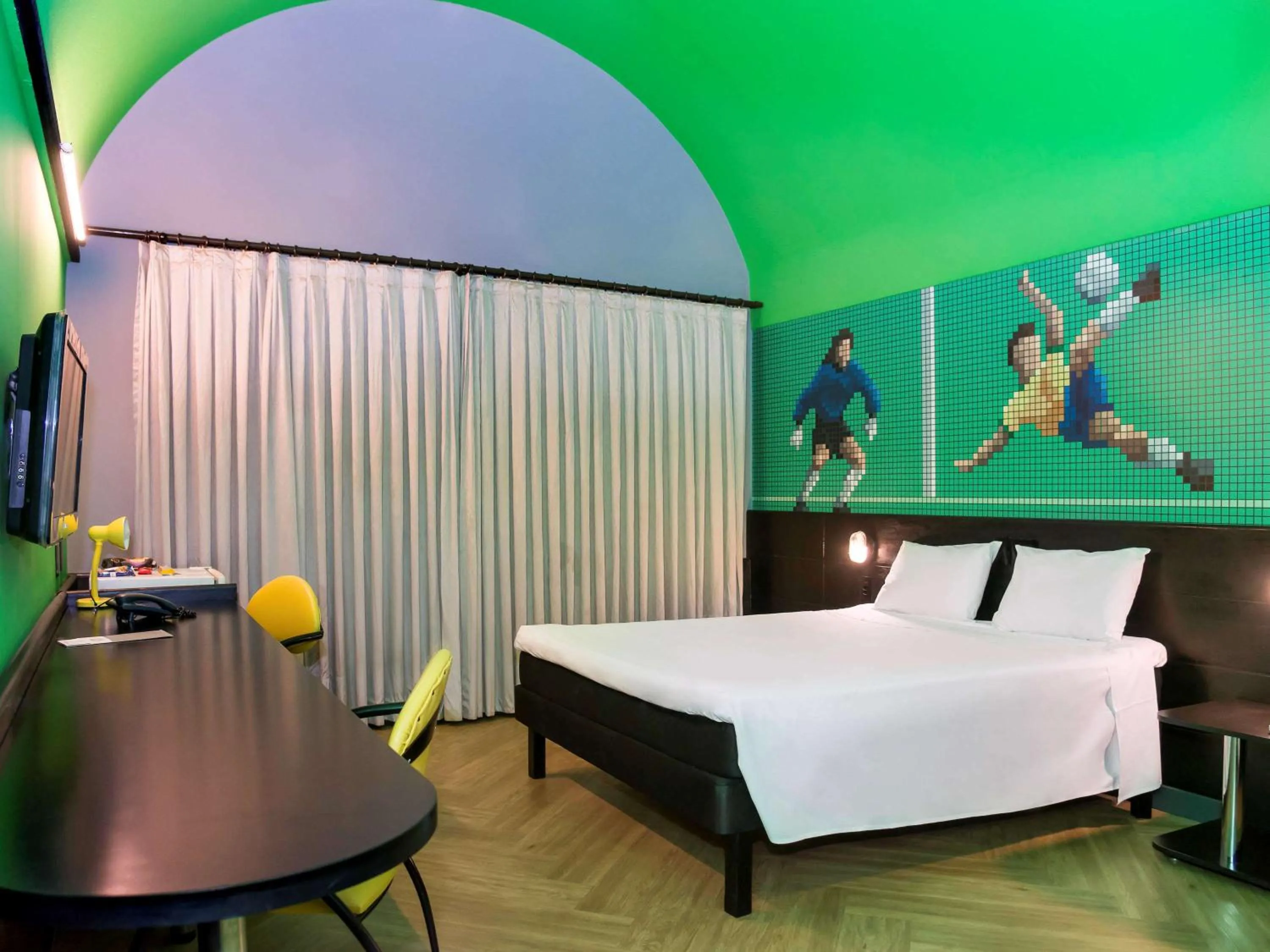 Photo of the whole room, Bed in ibis Styles Rio Preto Monte Libano