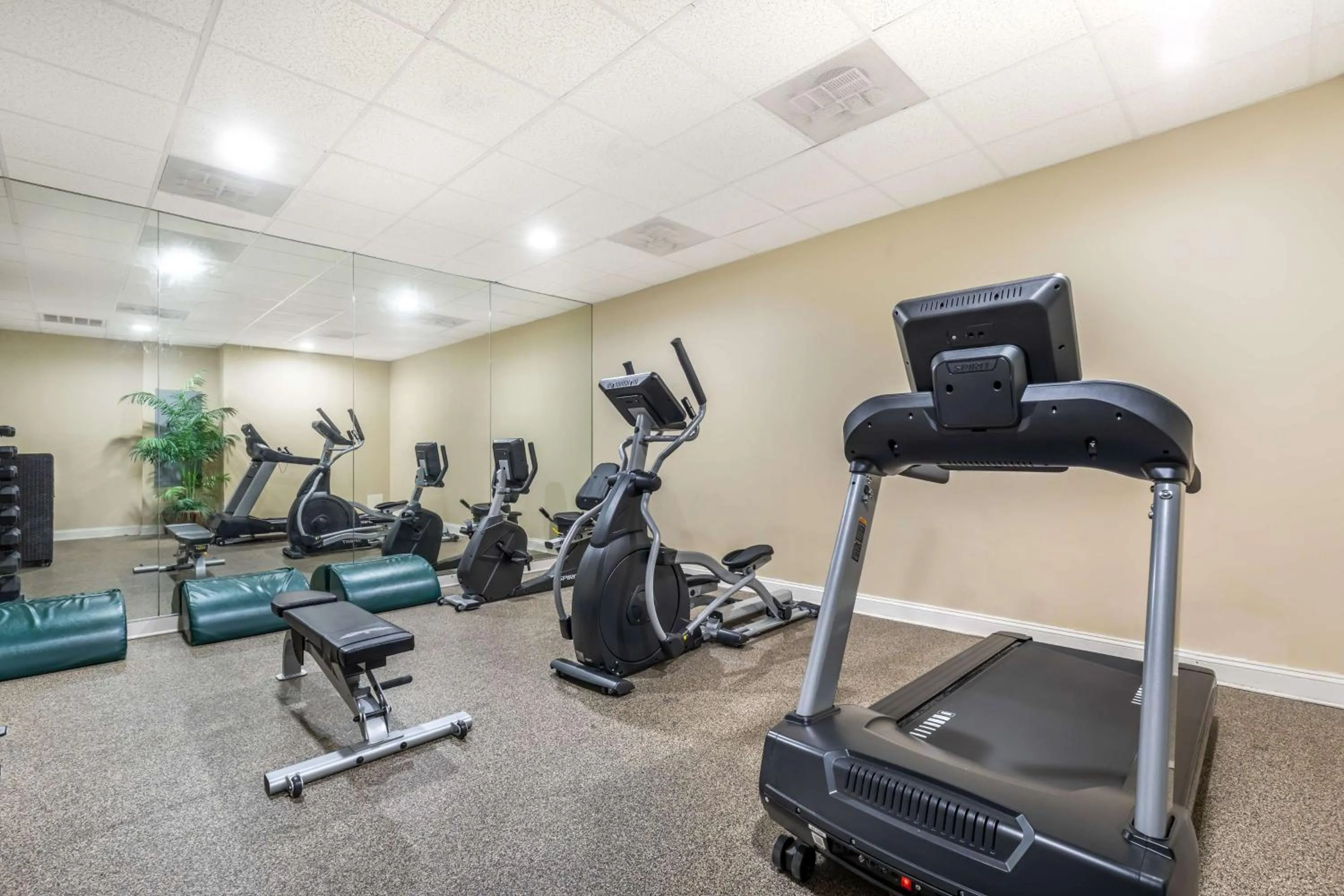 Fitness centre/facilities in Best Western Ocean City Hotel and Suites