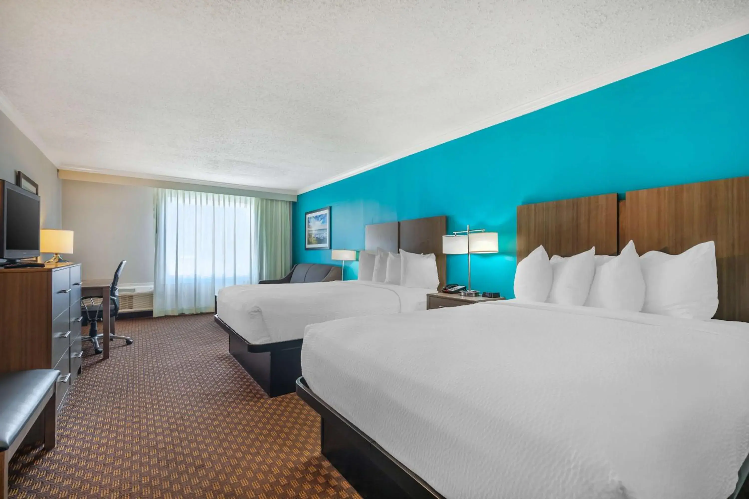 Queen Room with Two Queen Beds in Best Western Ocean City Hotel and Suites Queen Room with Two Queen Beds in Best Western Ocean City Hotel and Suites