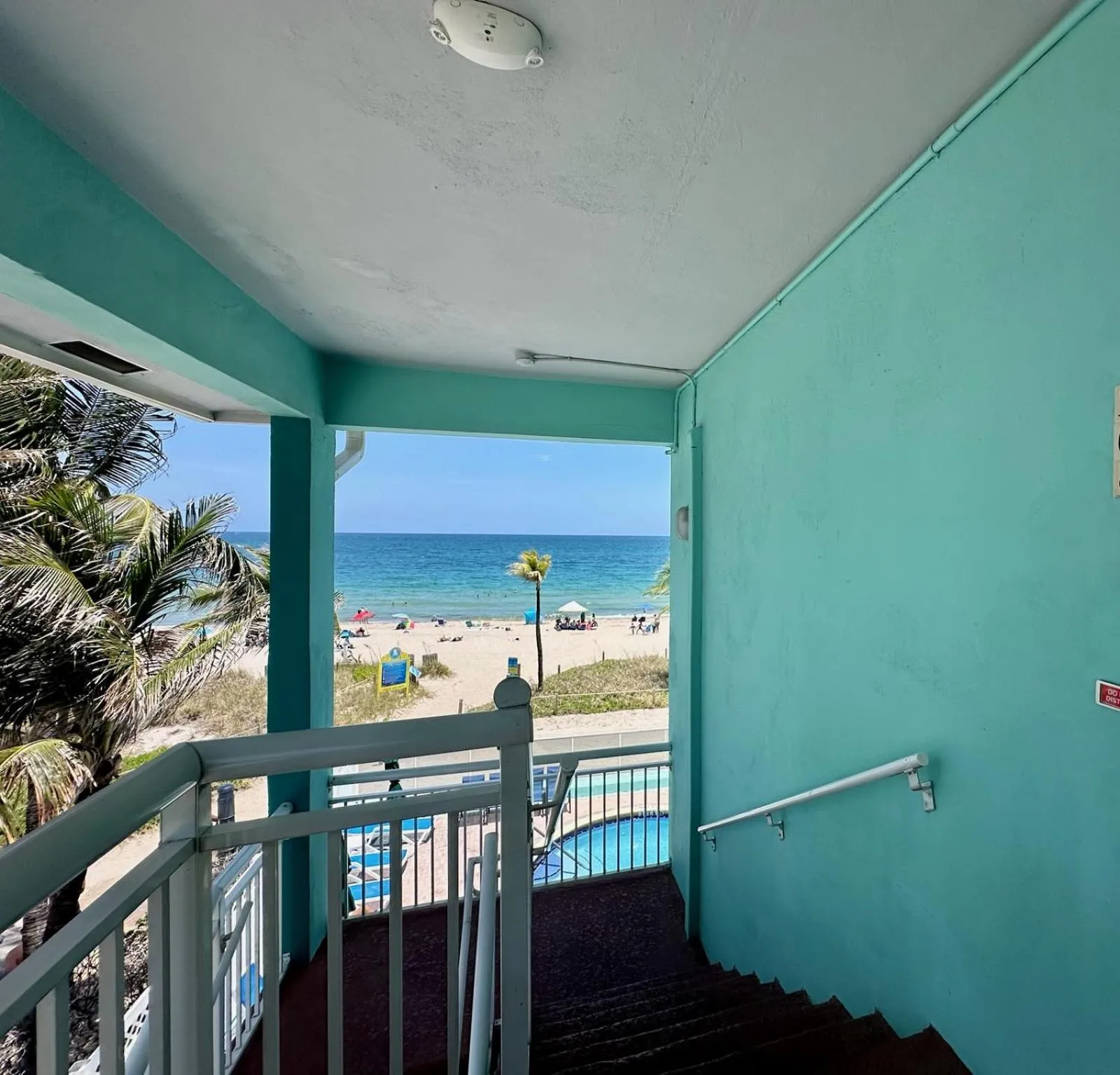 Windjammer Resort and Beach Club