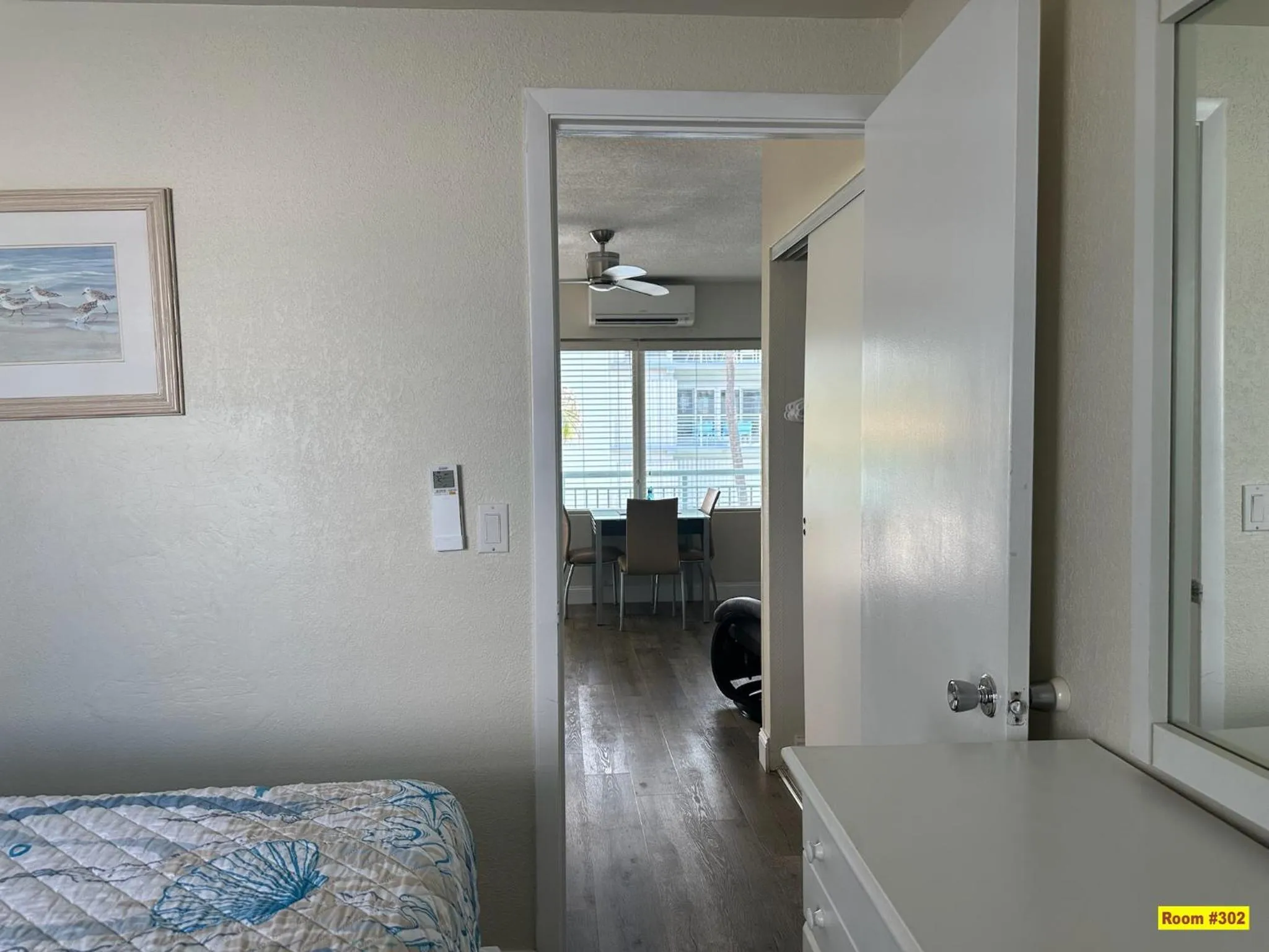 Bed in Windjammer Resort and Beach Club