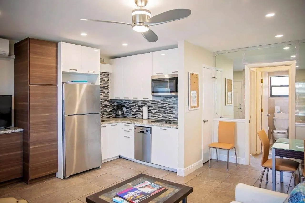 Windjammer Resort and Beach Club