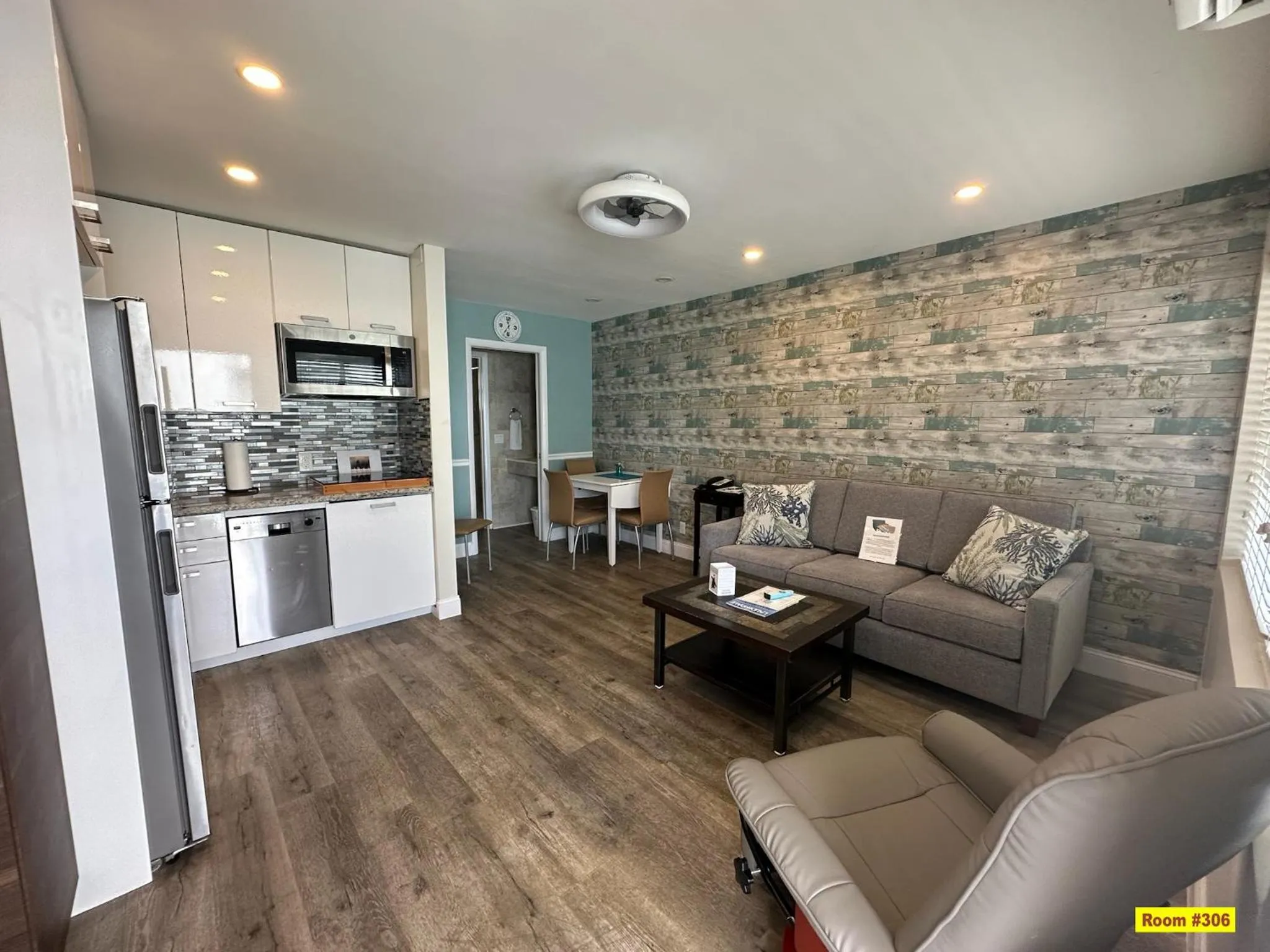 Windjammer Resort and Beach Club