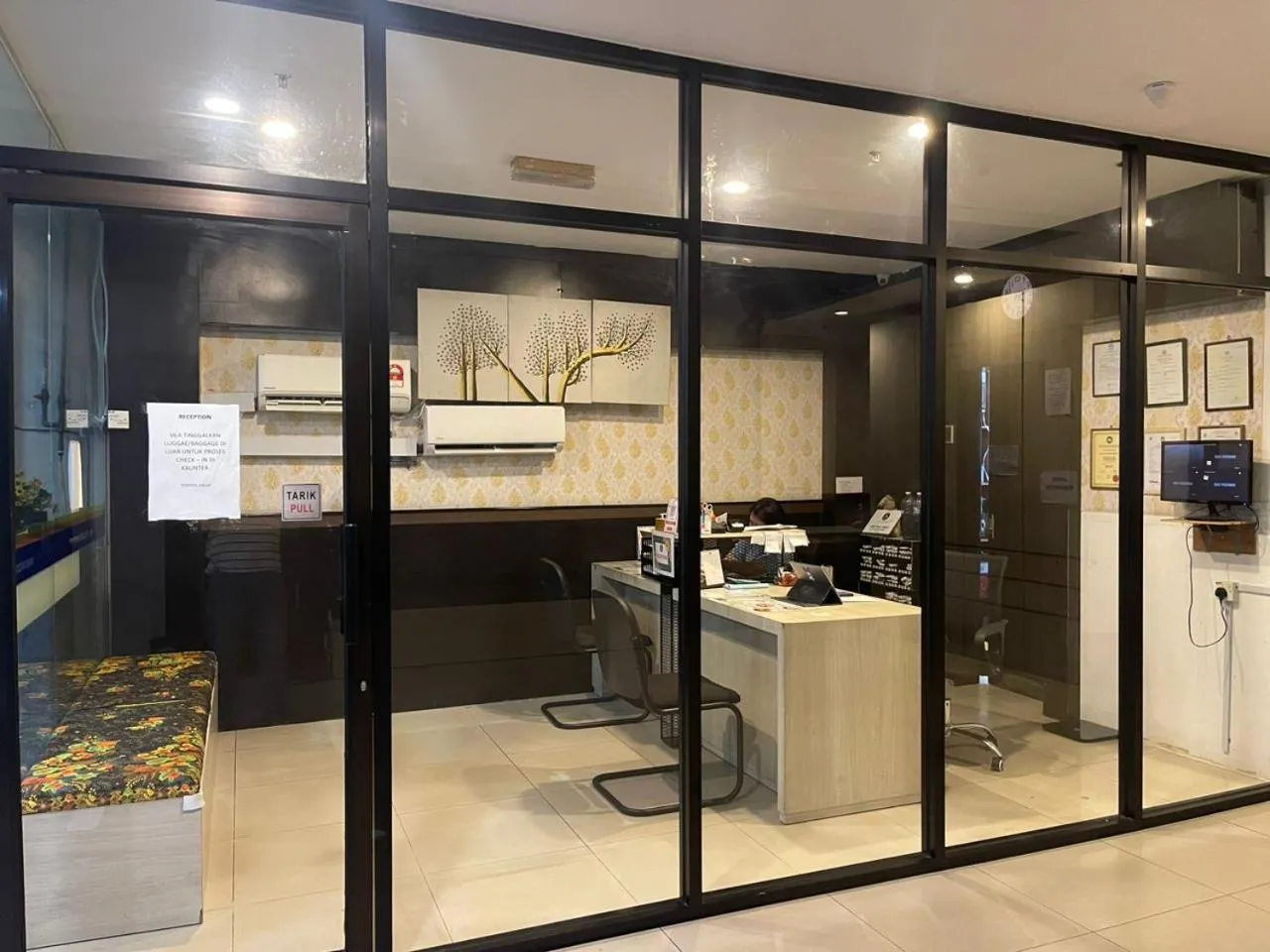 Lobby or reception in Switz Paradise Hotel