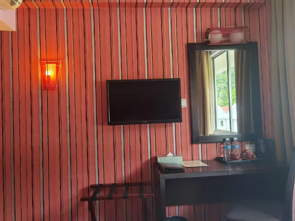 2 Inn 1 Boutique Hotel & Spa