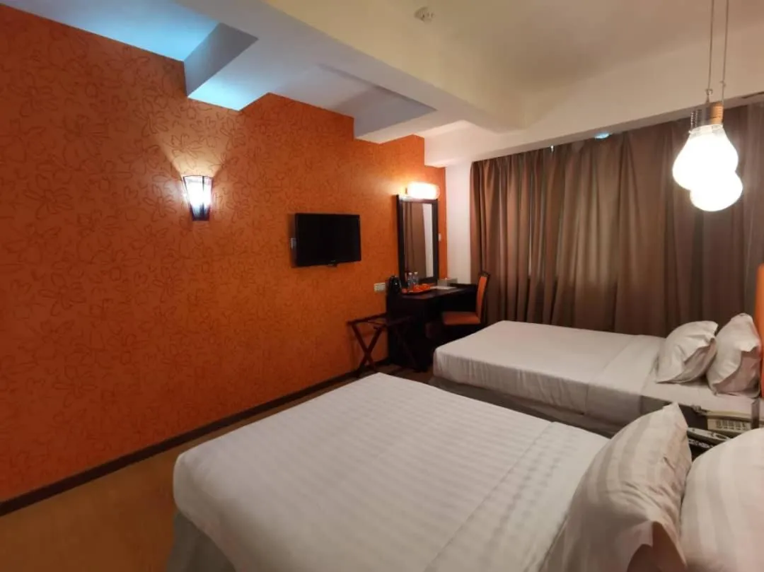 Bed in 2 Inn 1 Boutique Hotel & Spa