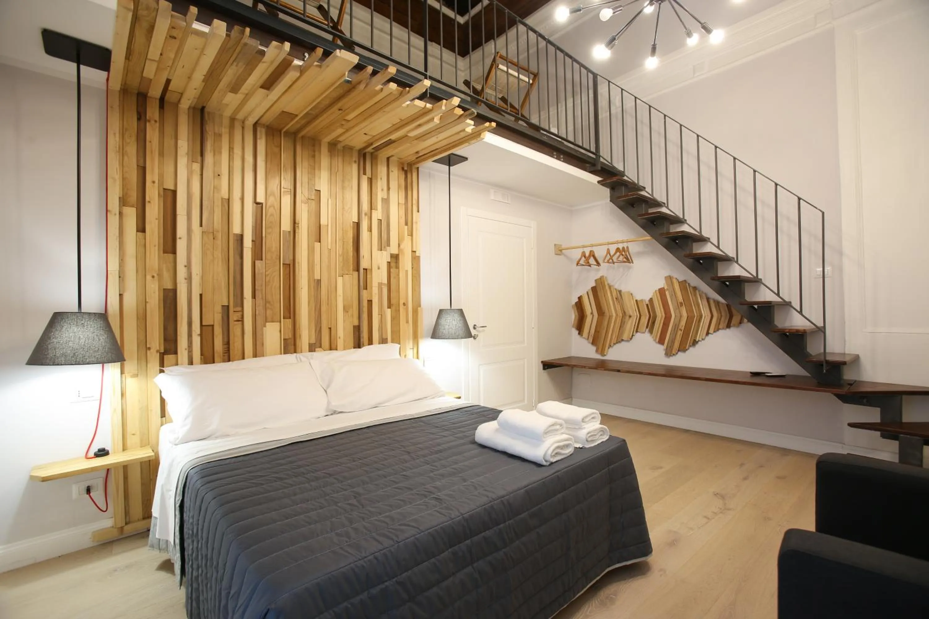 Bed in The Dante House by House In Naples