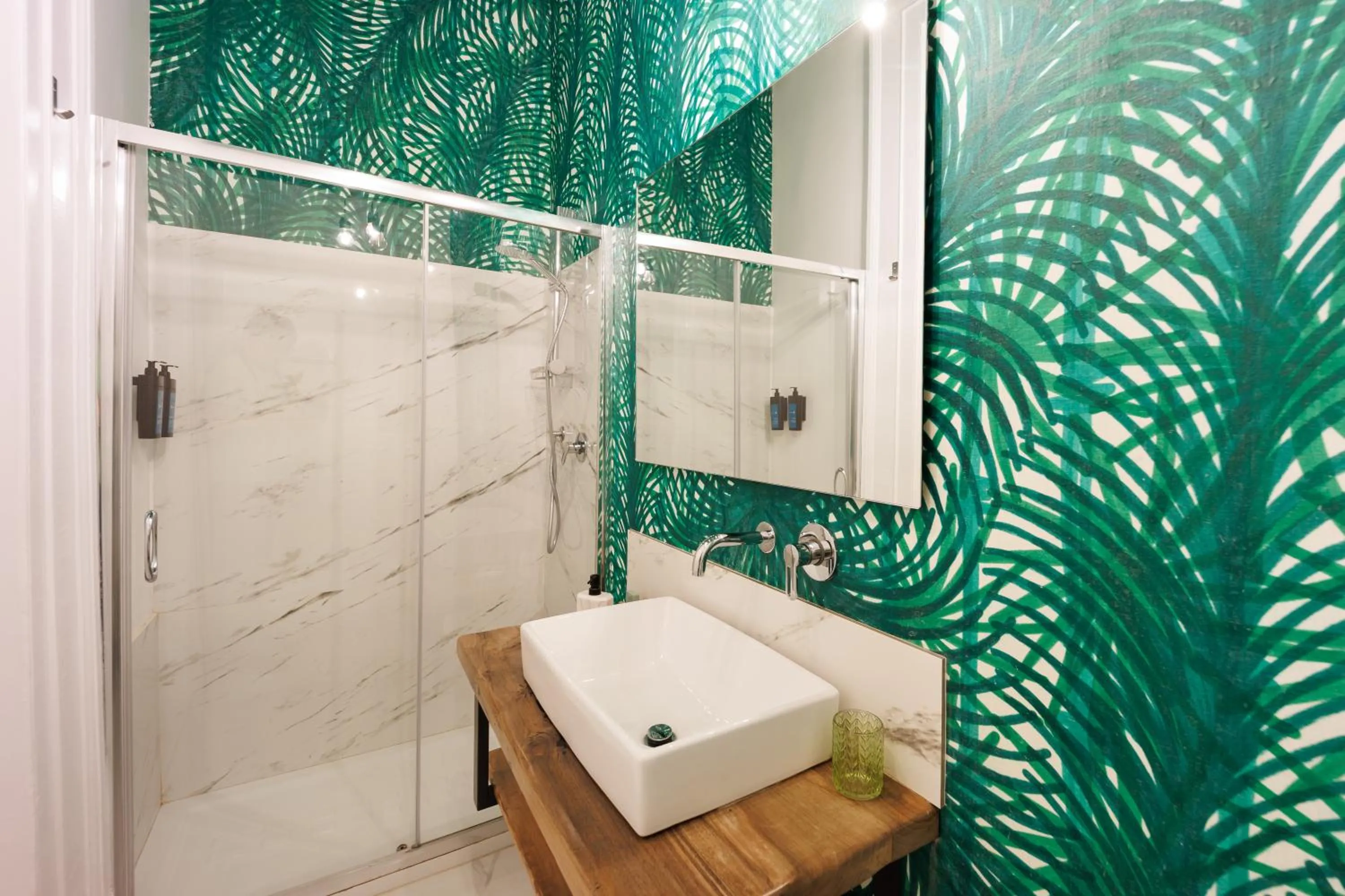 Bathroom in The Dante House by House In Naples