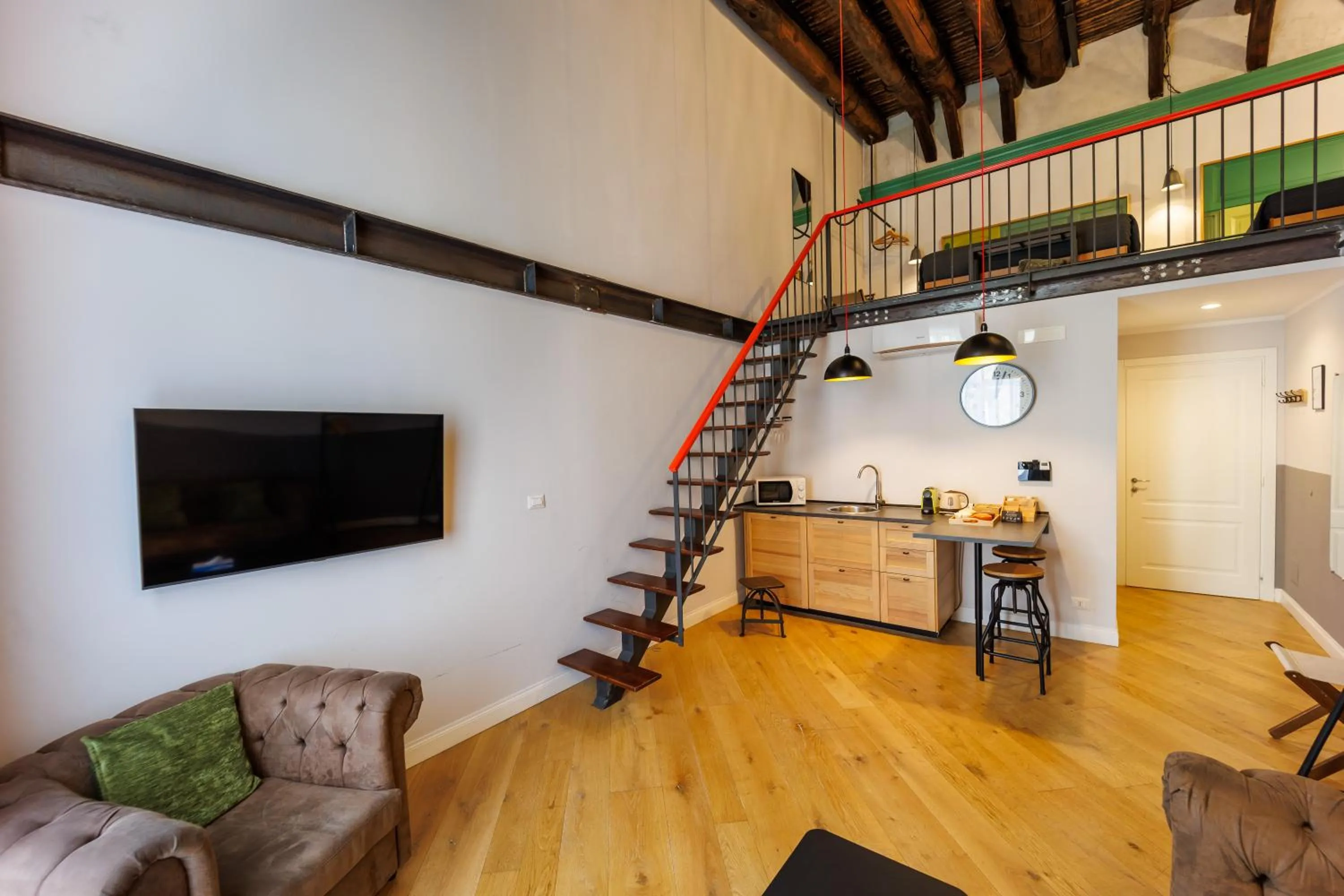Living room in The Dante House by House In Naples