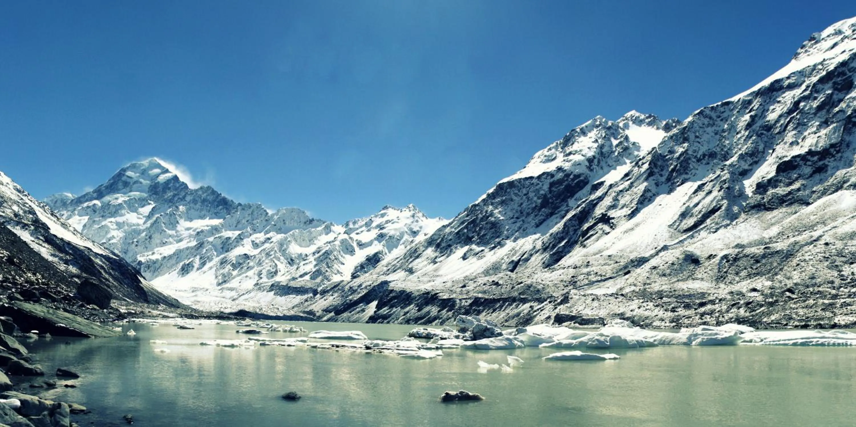 Mountain view in Glentanner Park Centre