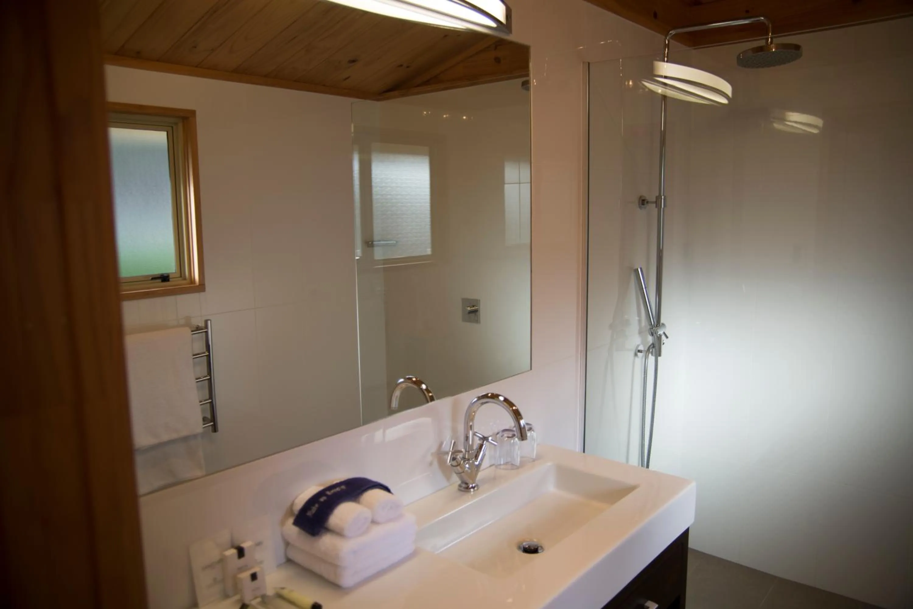 Bathroom in Waitakere Resort & Spa