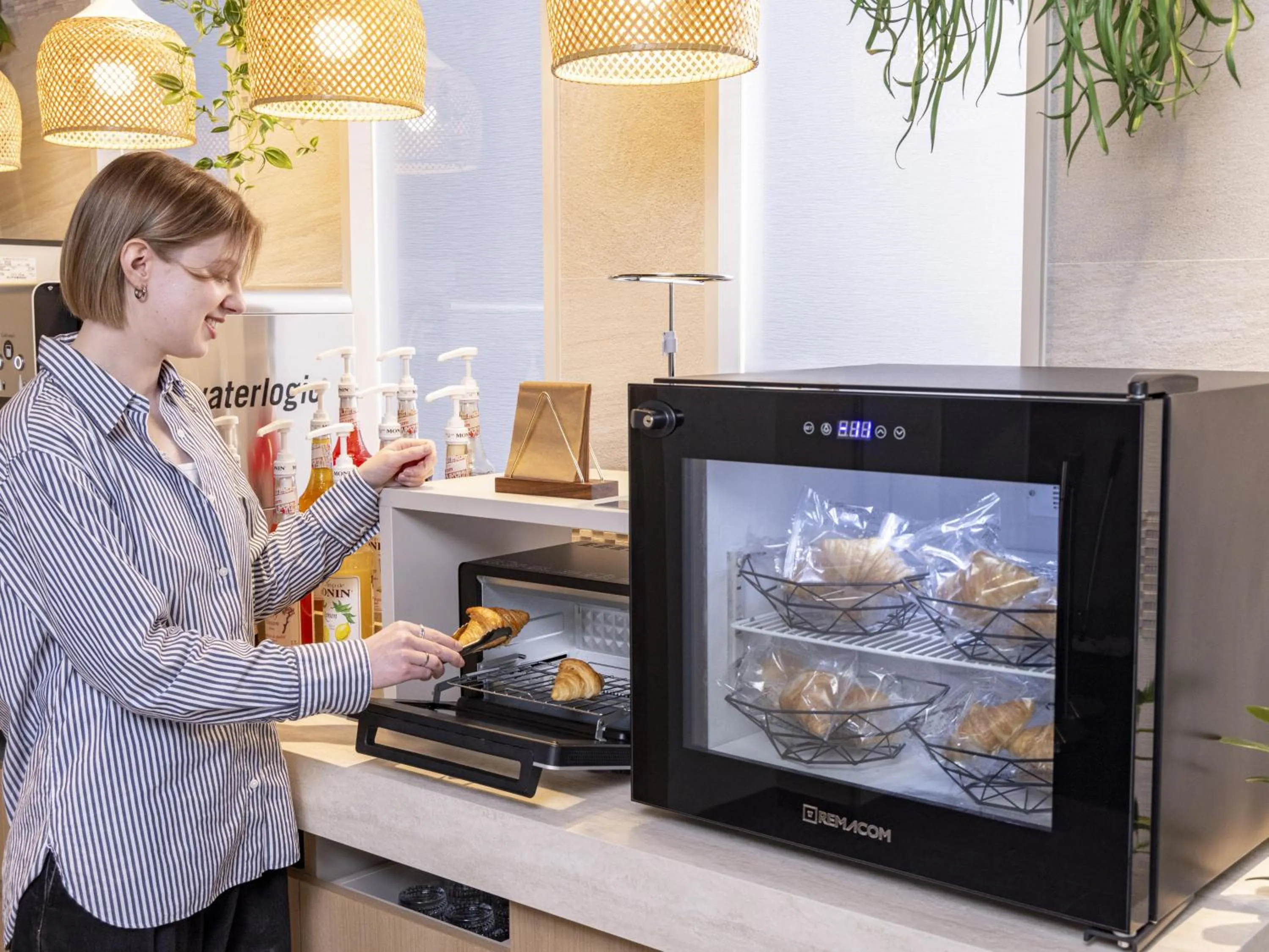 Communal lounge/ TV room in Tokyu Stay Yotsuya - Shinjuku Area