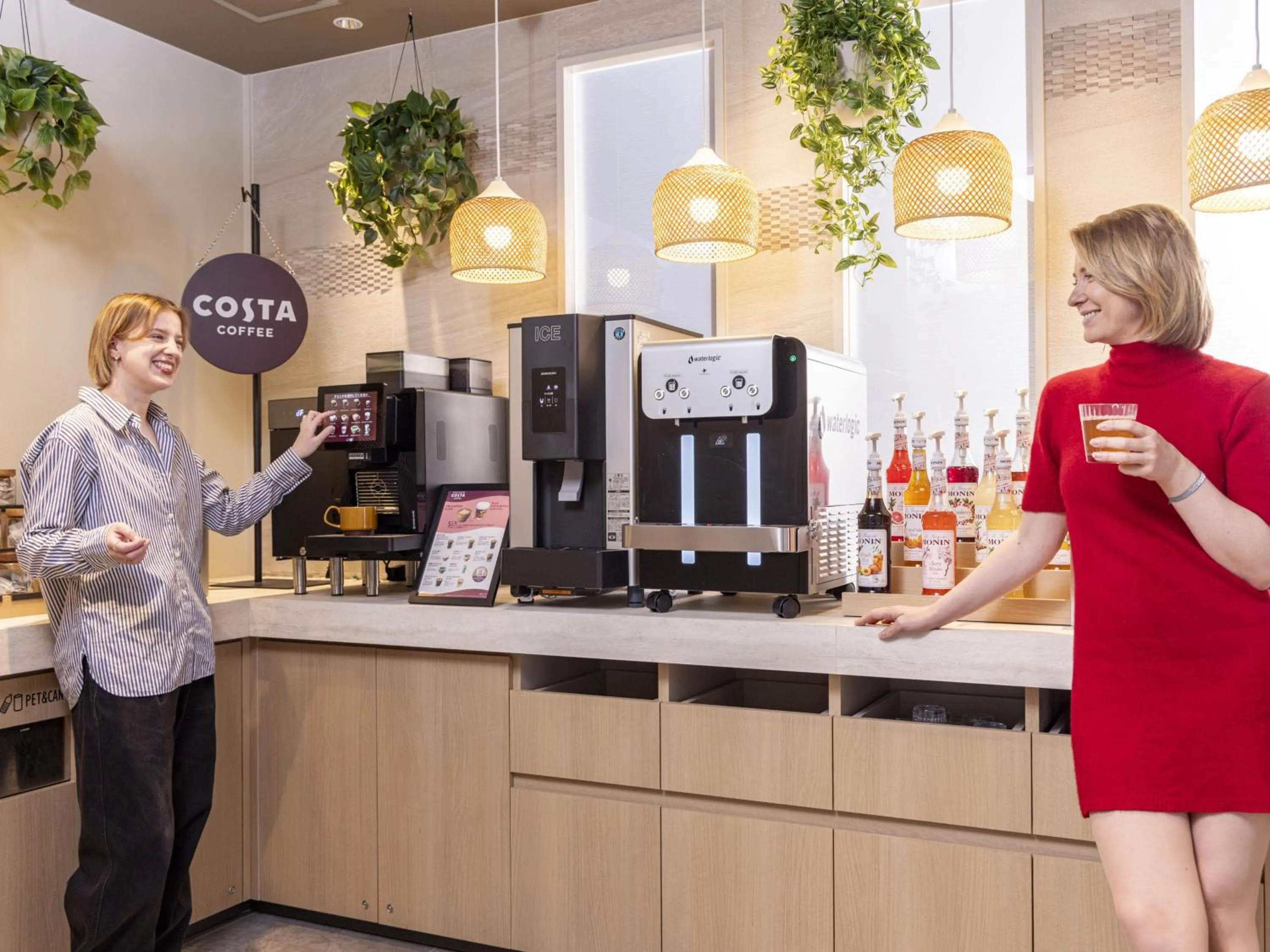 Communal lounge/ TV room in Tokyu Stay Yotsuya - Shinjuku Area