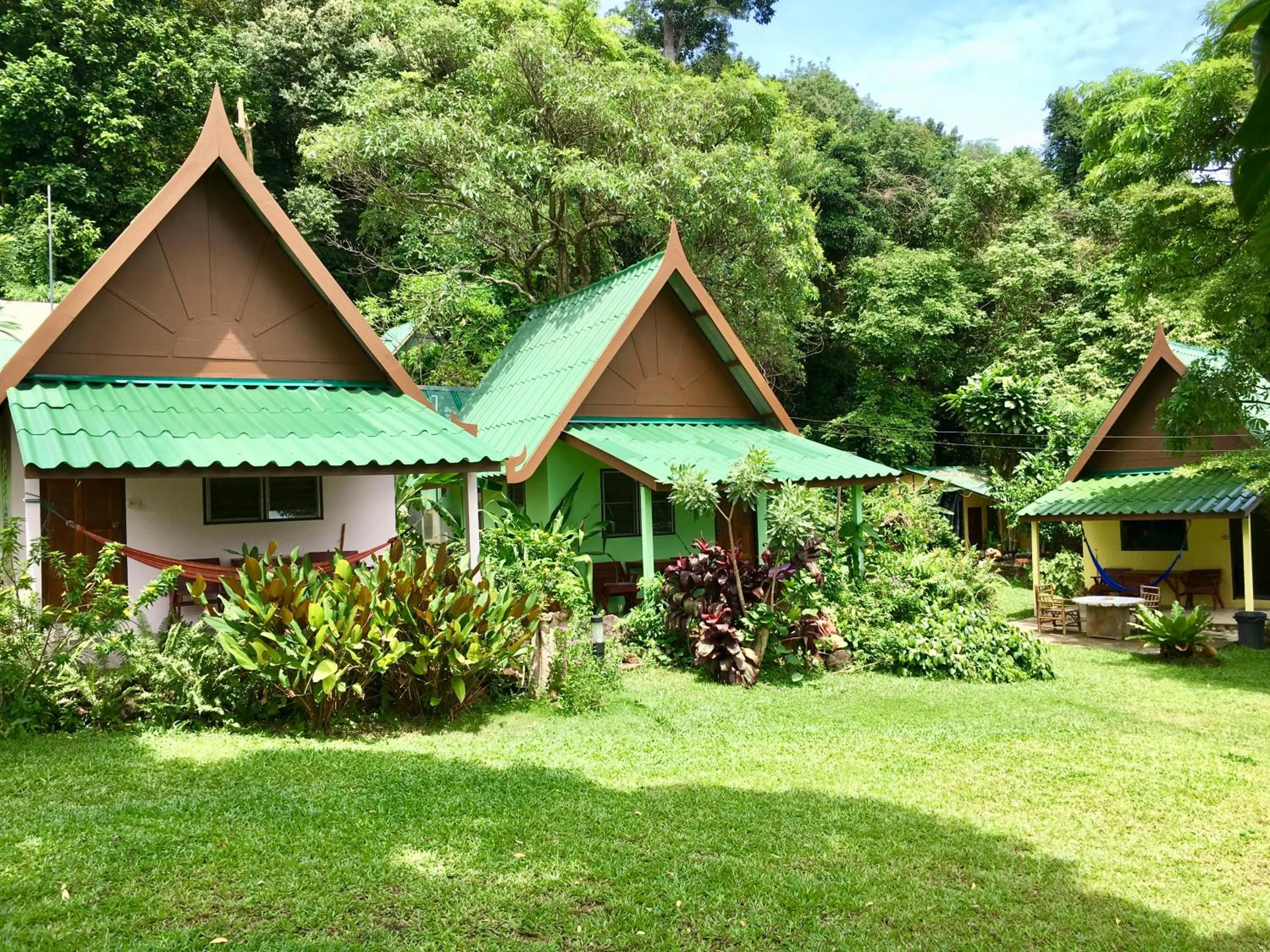 TP Hut Bungalows