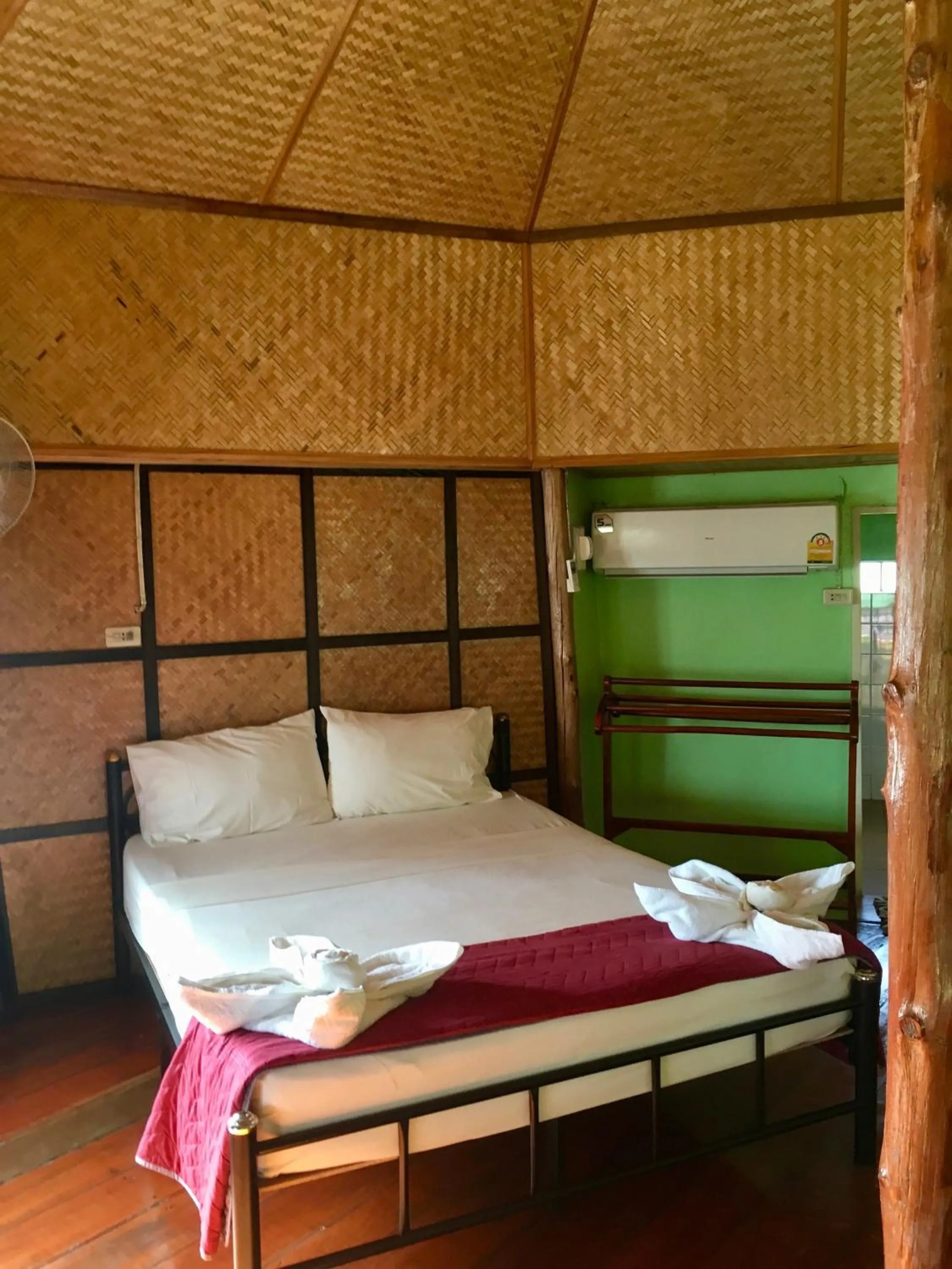 Bed in TP Hut Bungalows