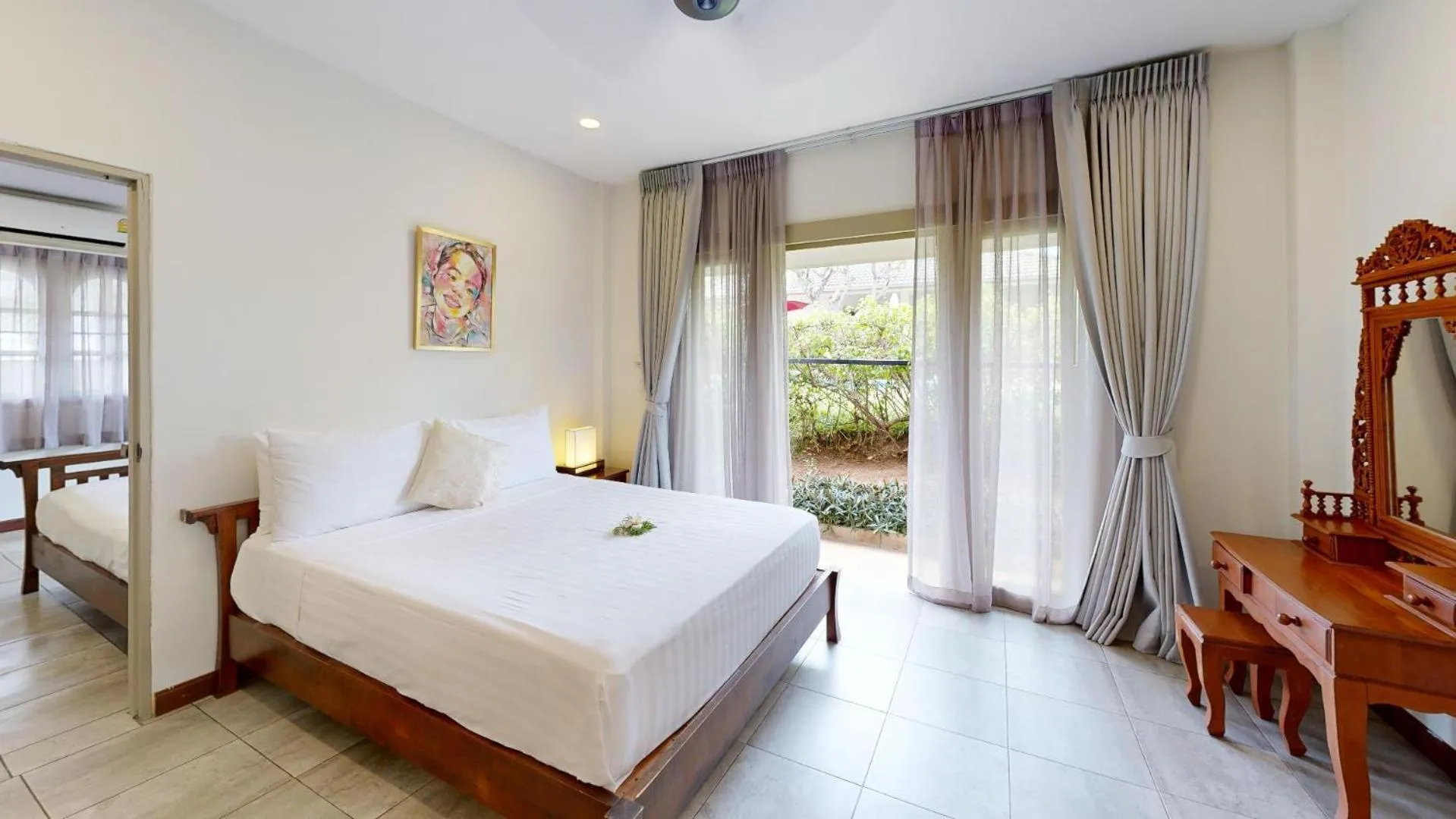 Bed in Idyllic Samui Beach Villa Resort