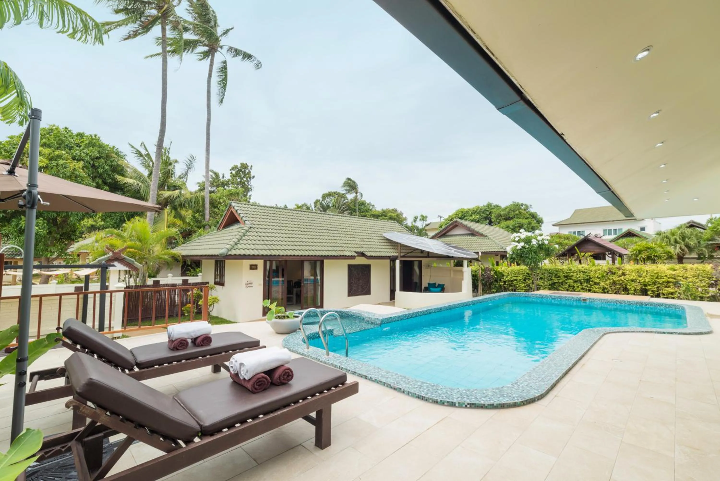 Pool view in Idyllic Samui Beach Villa Resort